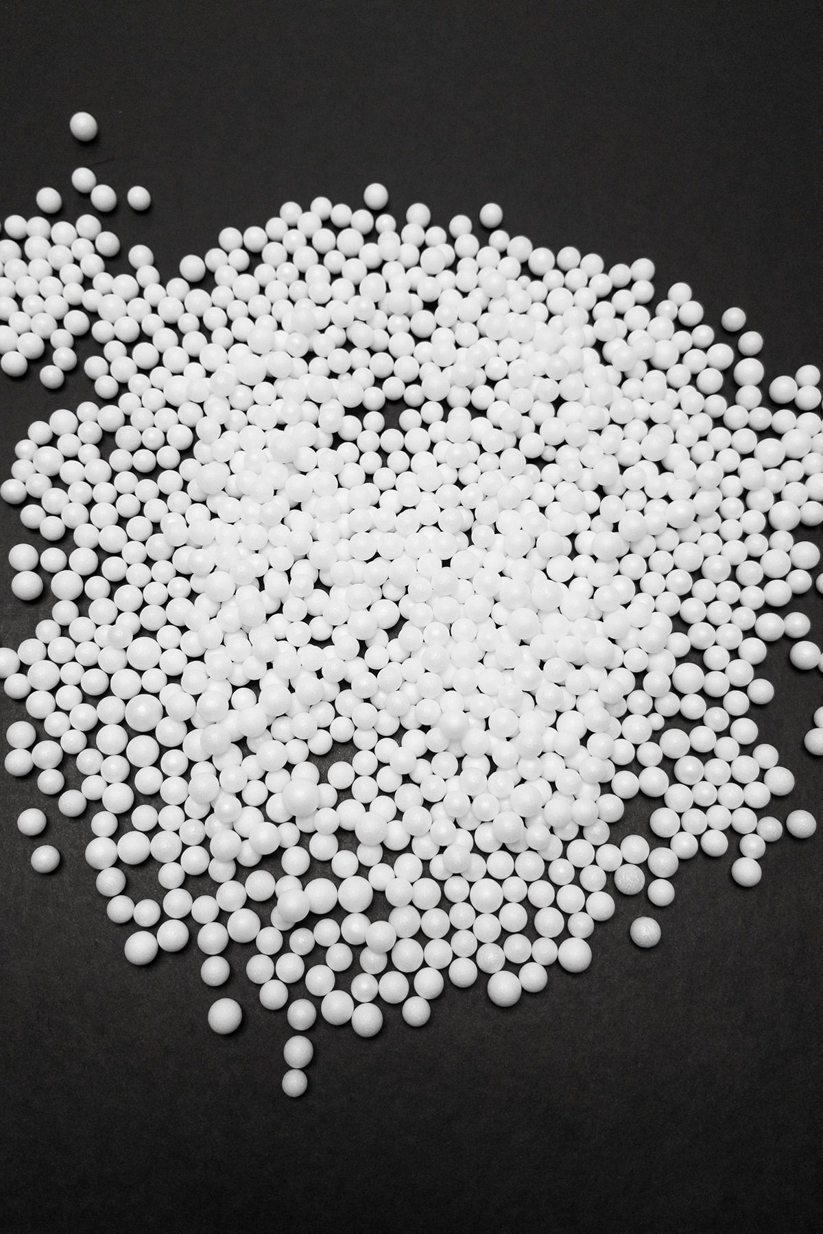 Lueeci 5-6 mm Beyaz Strafor Köpük Toplar – Kar Küresi ve Fanus Süsleme Malzemesi – 10 gr Paket