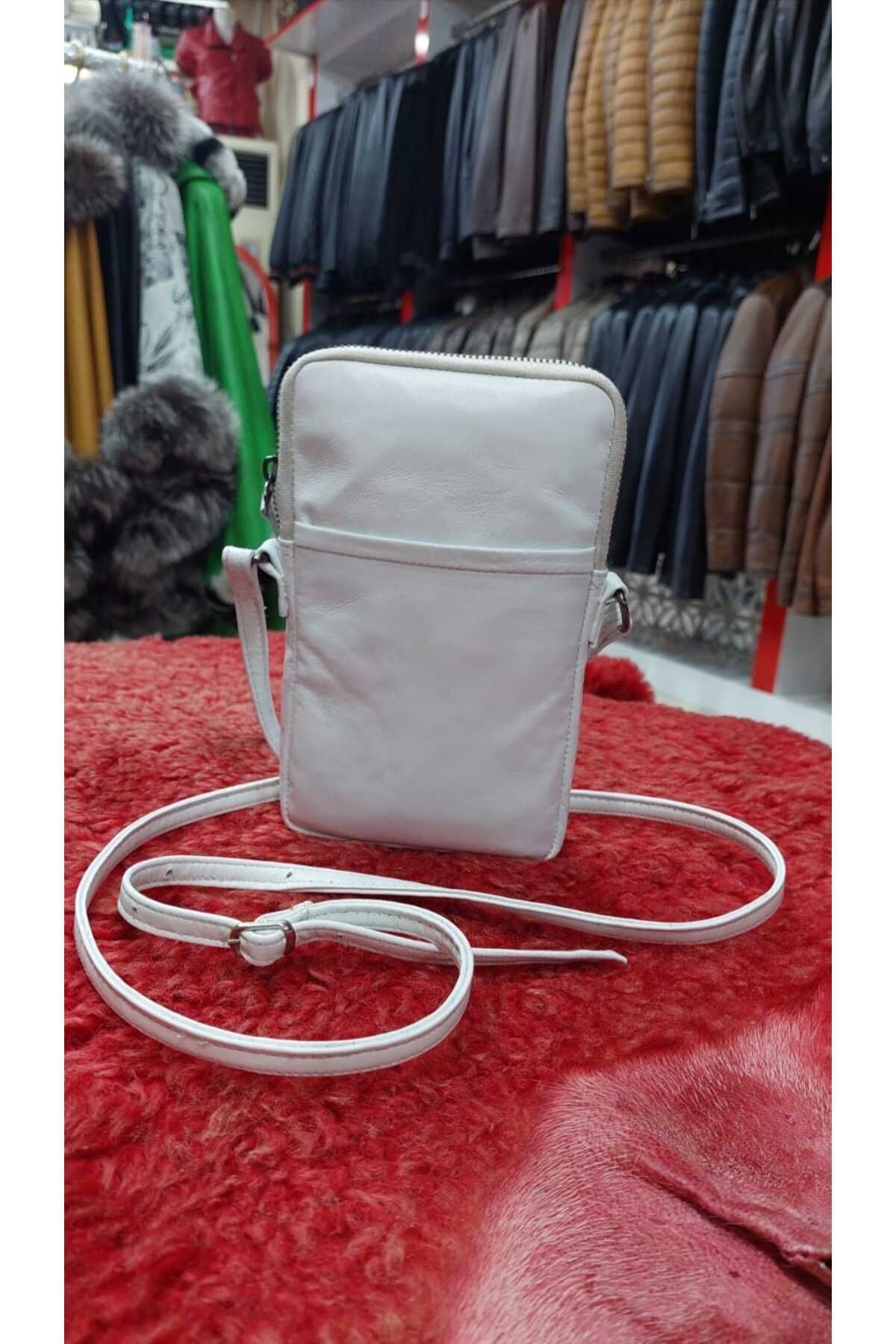 HAKİKİ DERİ TELEFON ÇANTASI