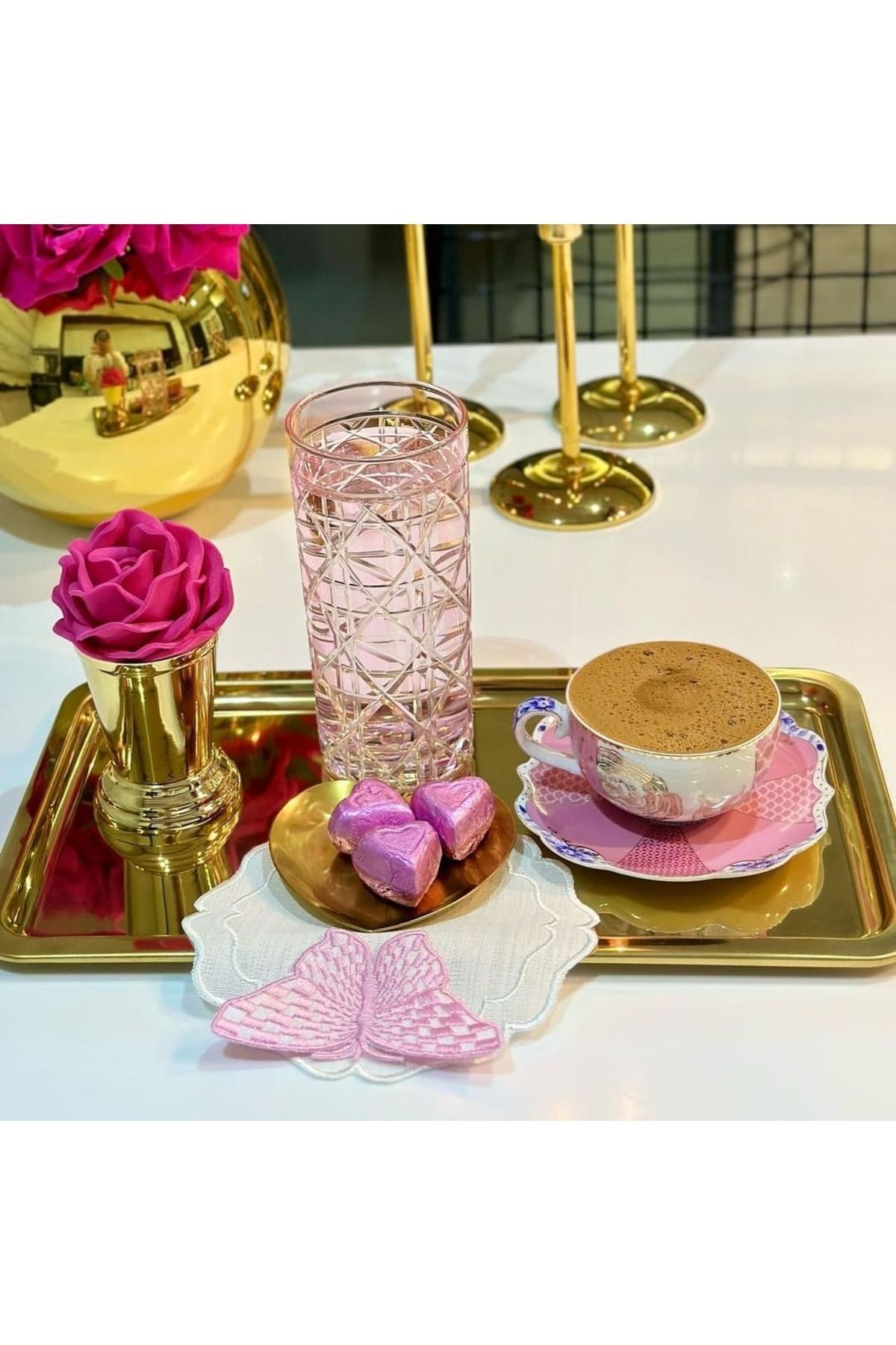 Kelebek Detaylı Pembe Kokteyl Peçetesi Ve Sunum Peçetesi 1 Adet