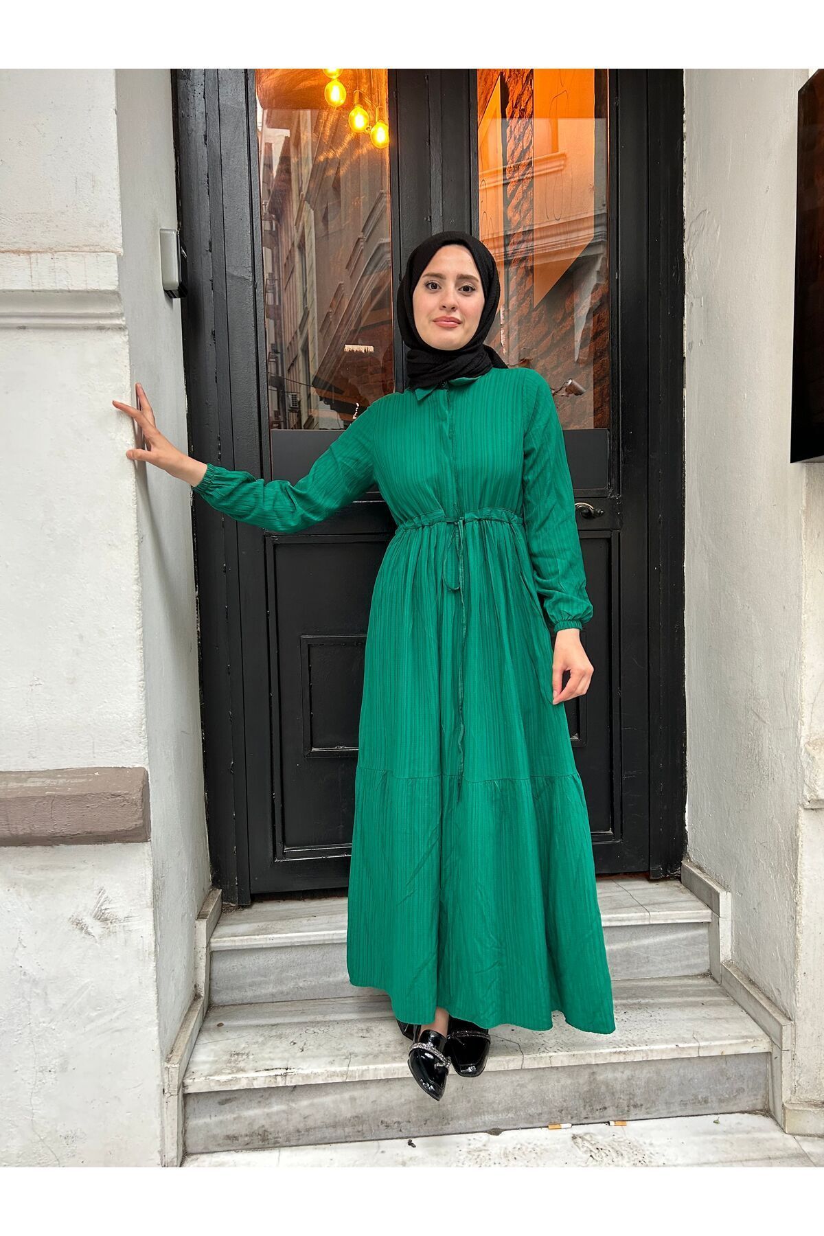 Beli Tünelli Düğmeli Elbise