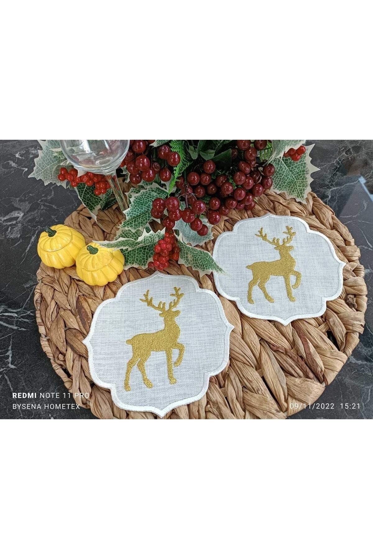 Deer Kokteyl Ve Kahve Yanı Sunum Peçetesi 2 Adet Yılbaşı Temalı Gold Geyik Işlemeli