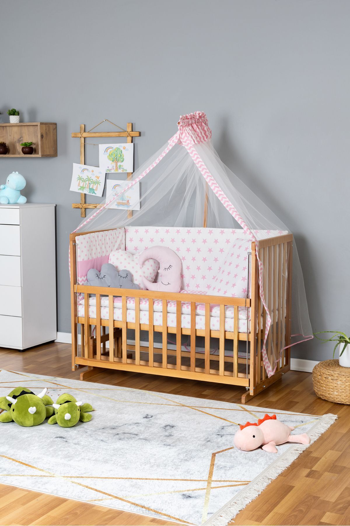 Bamgidoo Ahşap Beşik Anne Yanı Beşik Vernikli 70x130 - Pembe Yıldız 3 Yastıklı Uyku Seti + Yataklı