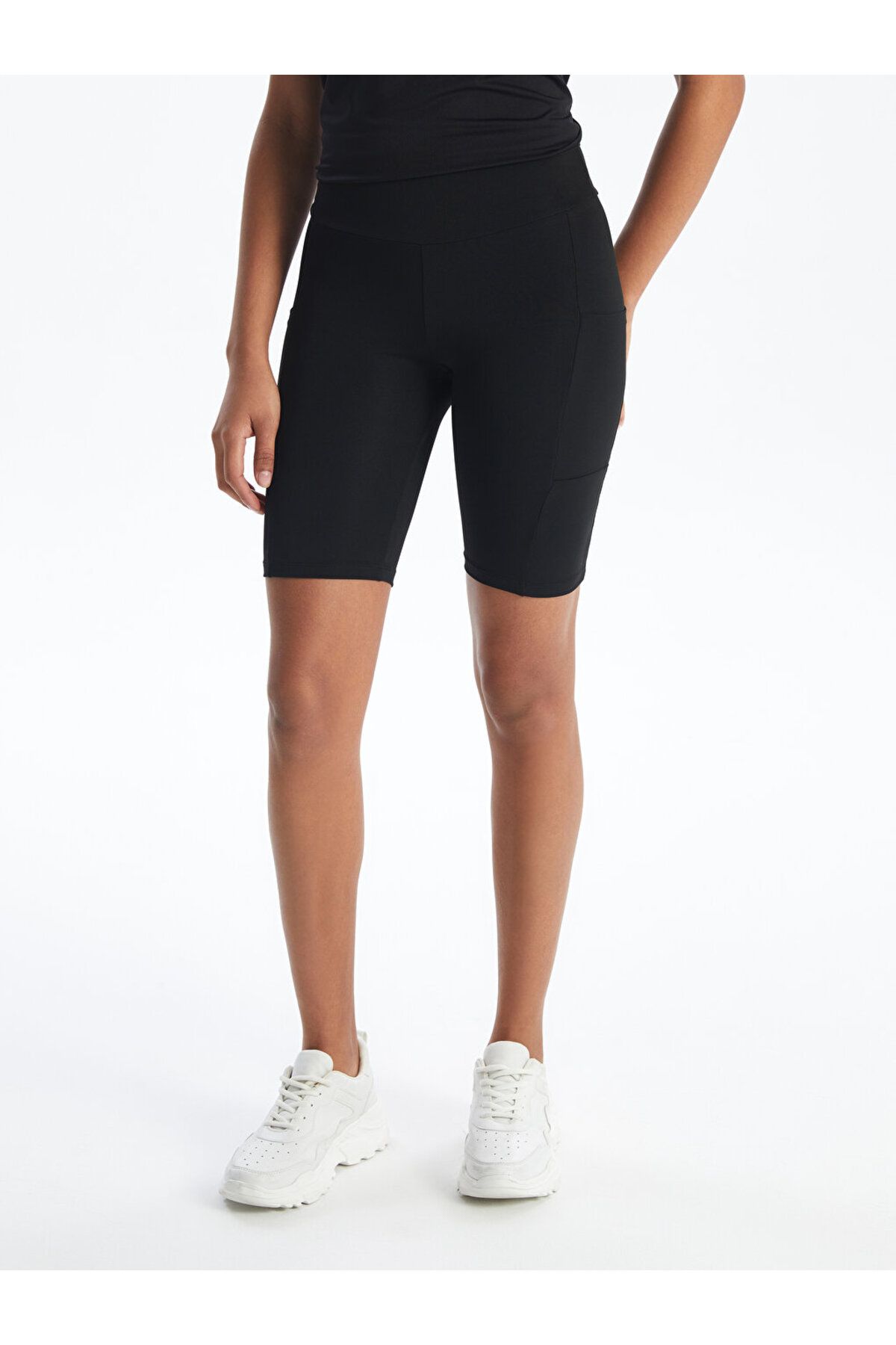 LC Waikiki-LCW Femei - Pantaloni scurți uni cu talie elastică, cu potrivire foarte strânsă 2