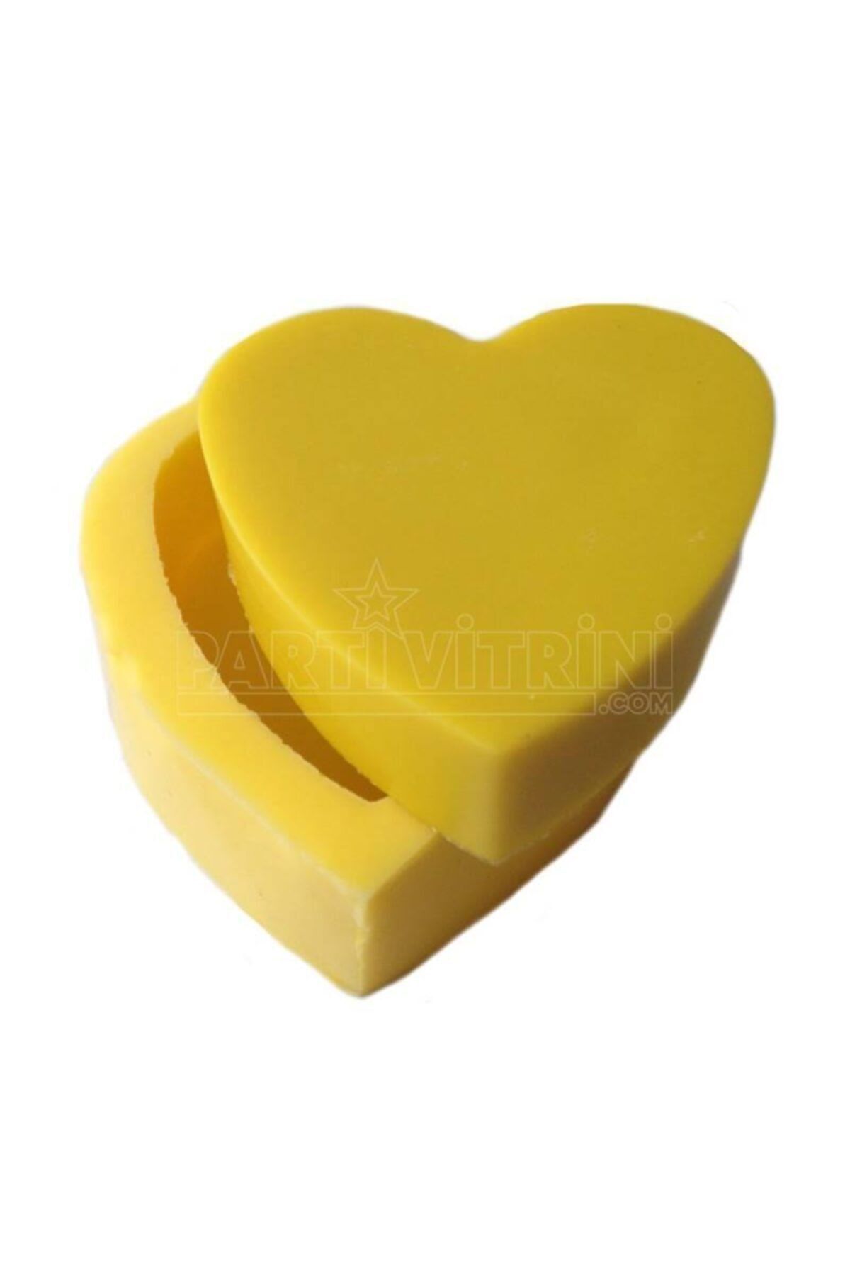 Partivitrini Kalp Şeklinde Silikon Mum Kalıbı 5x5x1.5 Cm