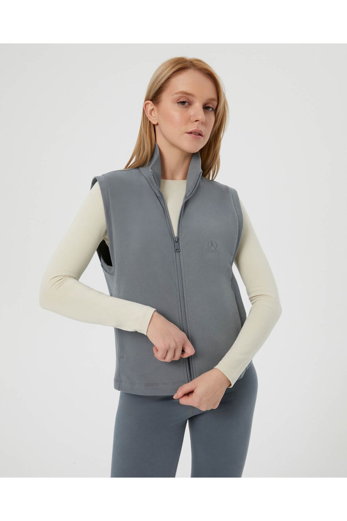 Ayma Active-Μπλε γιακά από οργανικό βαμβάκι με αναστρέψιμο γιλέκο με φερμουάρ 4