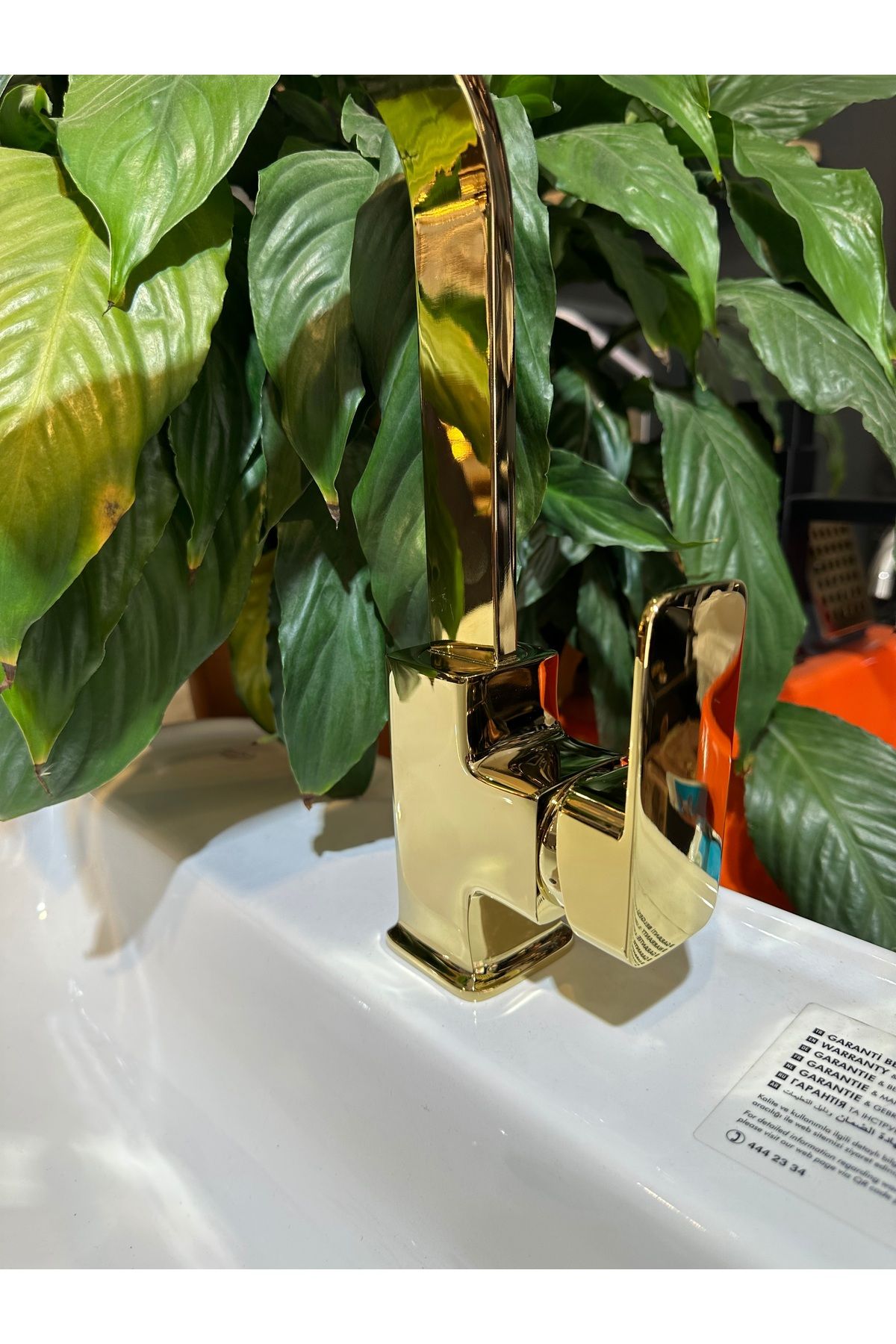 İSAOĞLU YAPI-High Model Gold Washbasin - Easy Ablution, Square Design Fixture 2