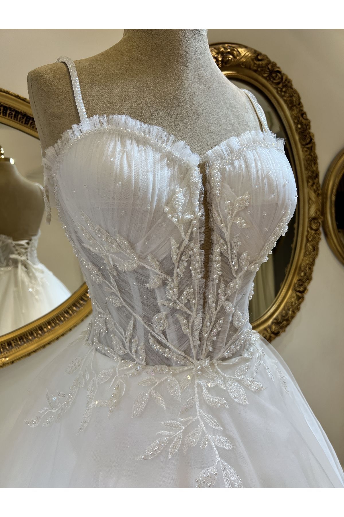 https://cdn.dsmcdn.com/ty1377/product/media/images/prod/QC/20240624/14/2a4d48d8-47a6-3ba2-b8f6-1de3df2e968e/1_org_zoom.jpg