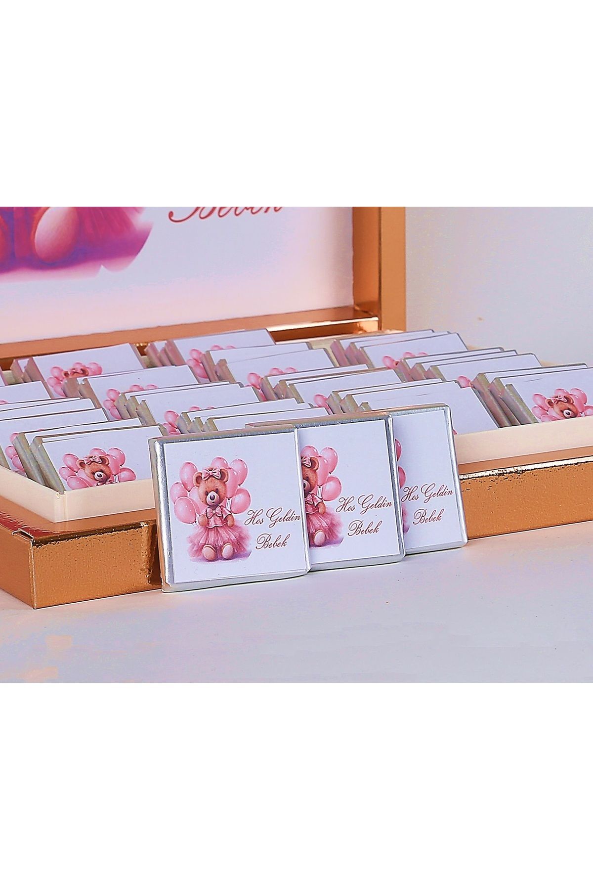 altıniz gıda (ELİT ÇİKOLATA) İSME ÖZEL KIZ ÖZEL TASARIM BEBEK ÇİKOLATASI DOĞUM,DOĞUM GÜNÜ,MEVLİD HEDİYELİK İSİMLİ fotoğrafı 3 (önizleme)