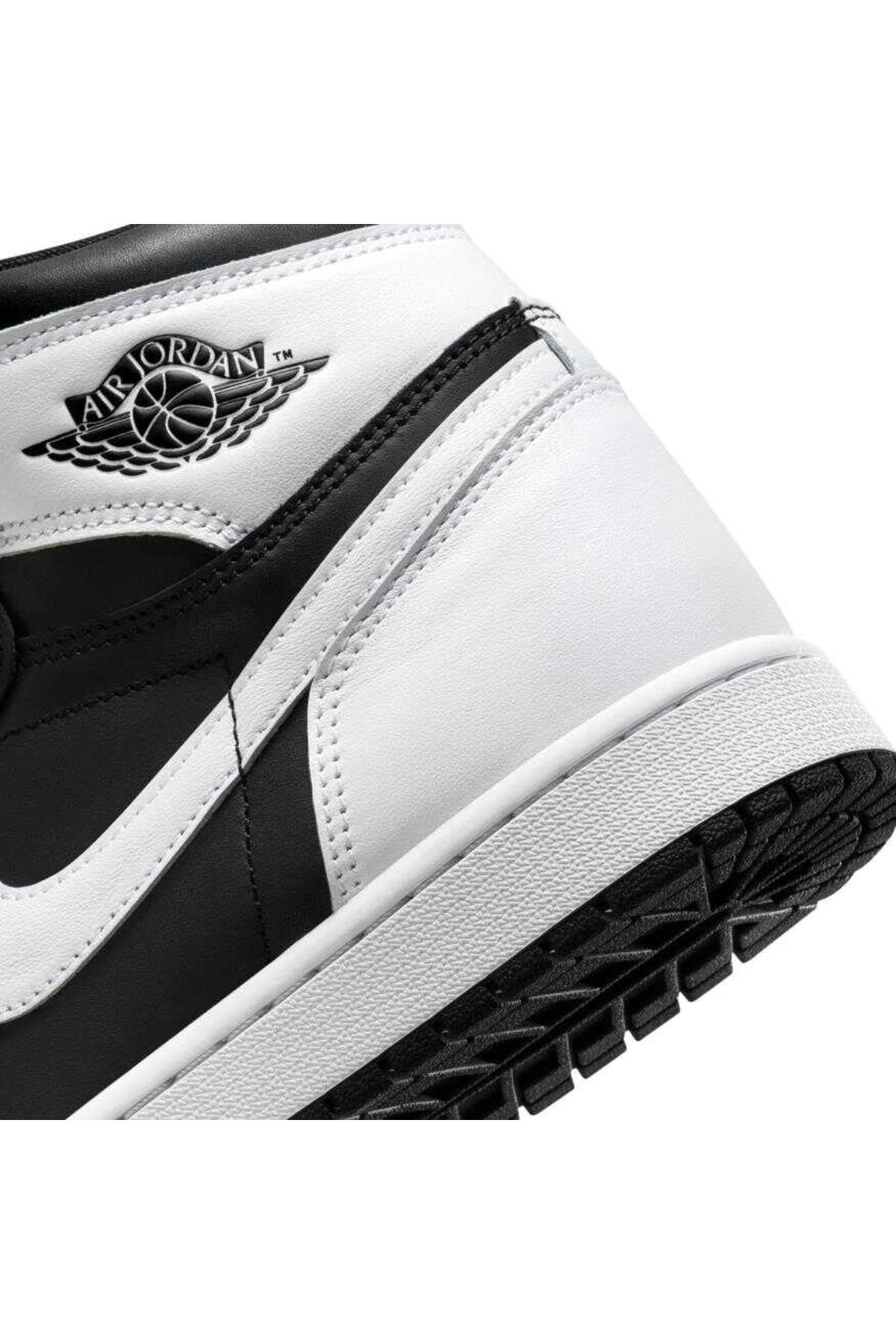 چکمه و بوت سفید مردانه زنانه Air Jordan 1 OG High سیاه Nike