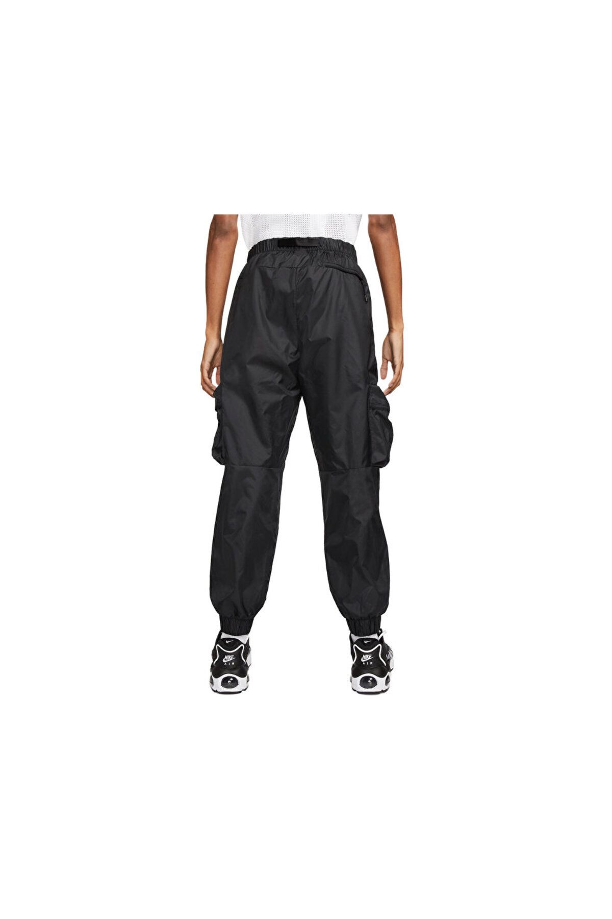 Nike Men s Black Sweatpants M Nk Tch Wvn Lnd Pant FB7911 010 Casual Trendyol