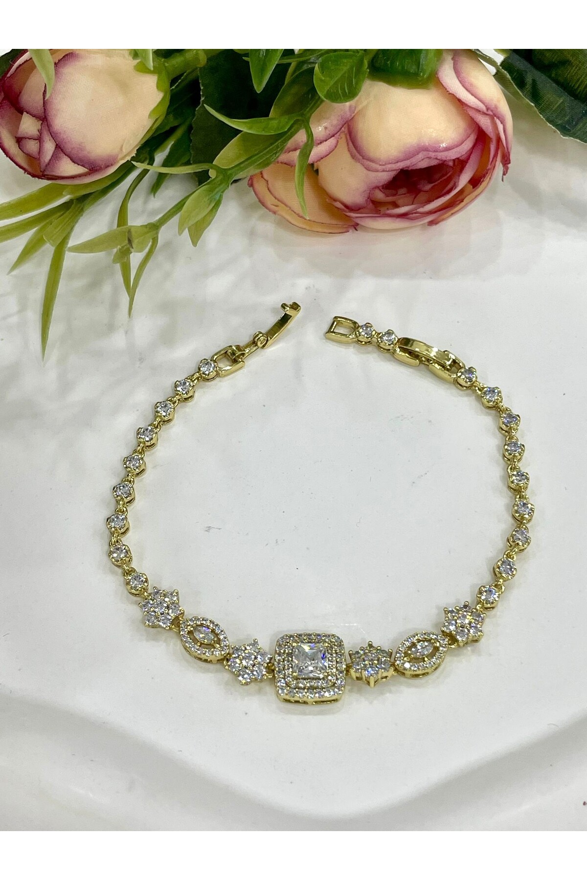 Kare Taşlı Vip Seri Zirkon Taşlı Bileklik (14K Gold/17+2cm) 2