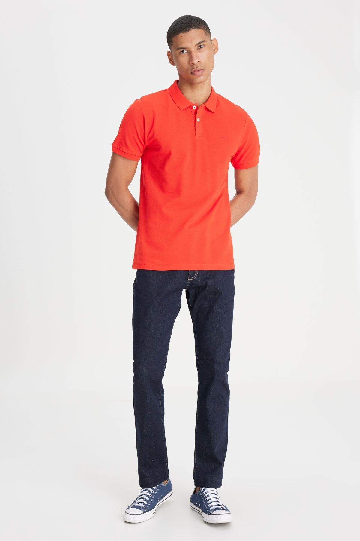 تی شرت یقه پولو نارنجی مردانه به طور منظم مناسب طبیعی برش 100 ٪ پنبه چوگان یاکا T shirt Lee