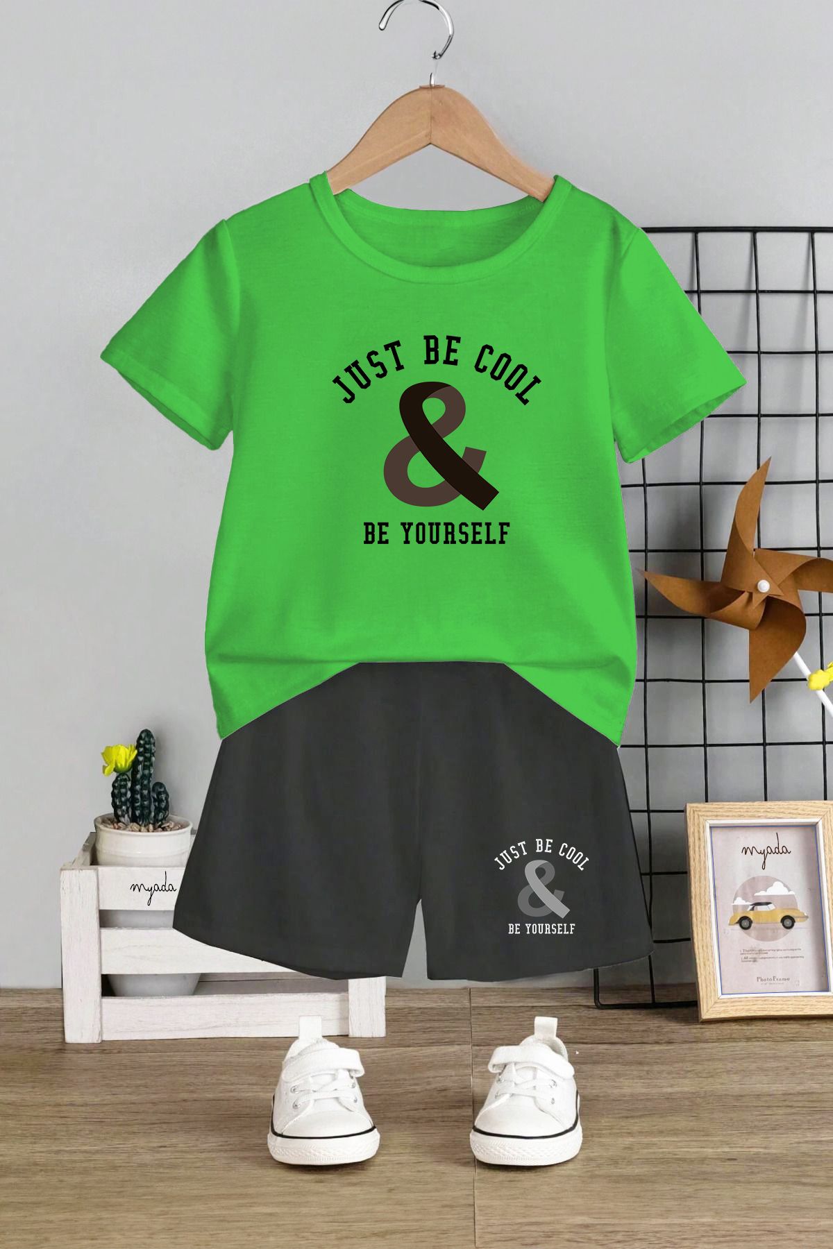 MYADA Set Pentru Copii Cu Imprimeu Just Be Cool - Gât Crew, Pantaloni Scurți Elastici, Set De 2 12248 Unisex - 5–6 years