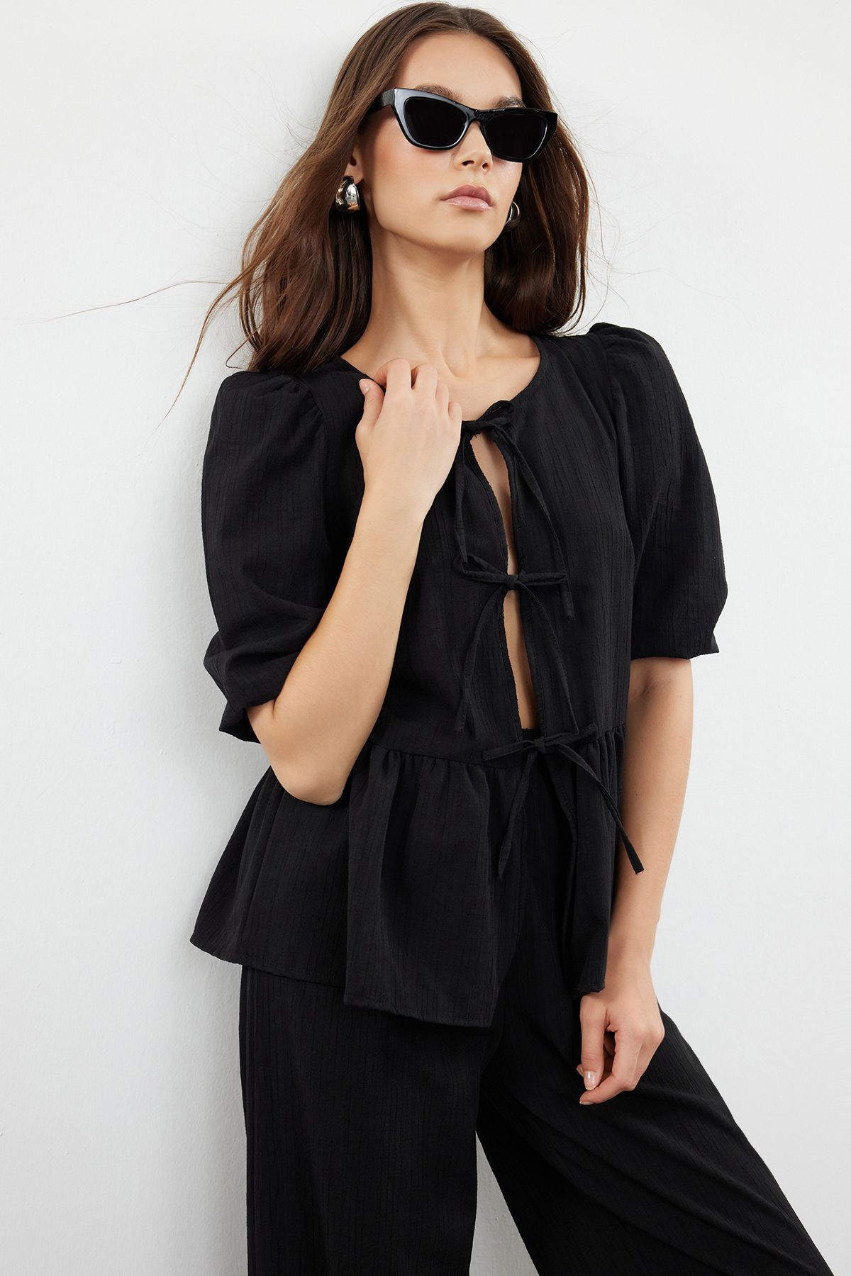 Trendyol Collection-Black Textured Fabric Lacing Detailed Balloon Sleeve Woven Blouse-Pants Set Twoss24Au00143 2