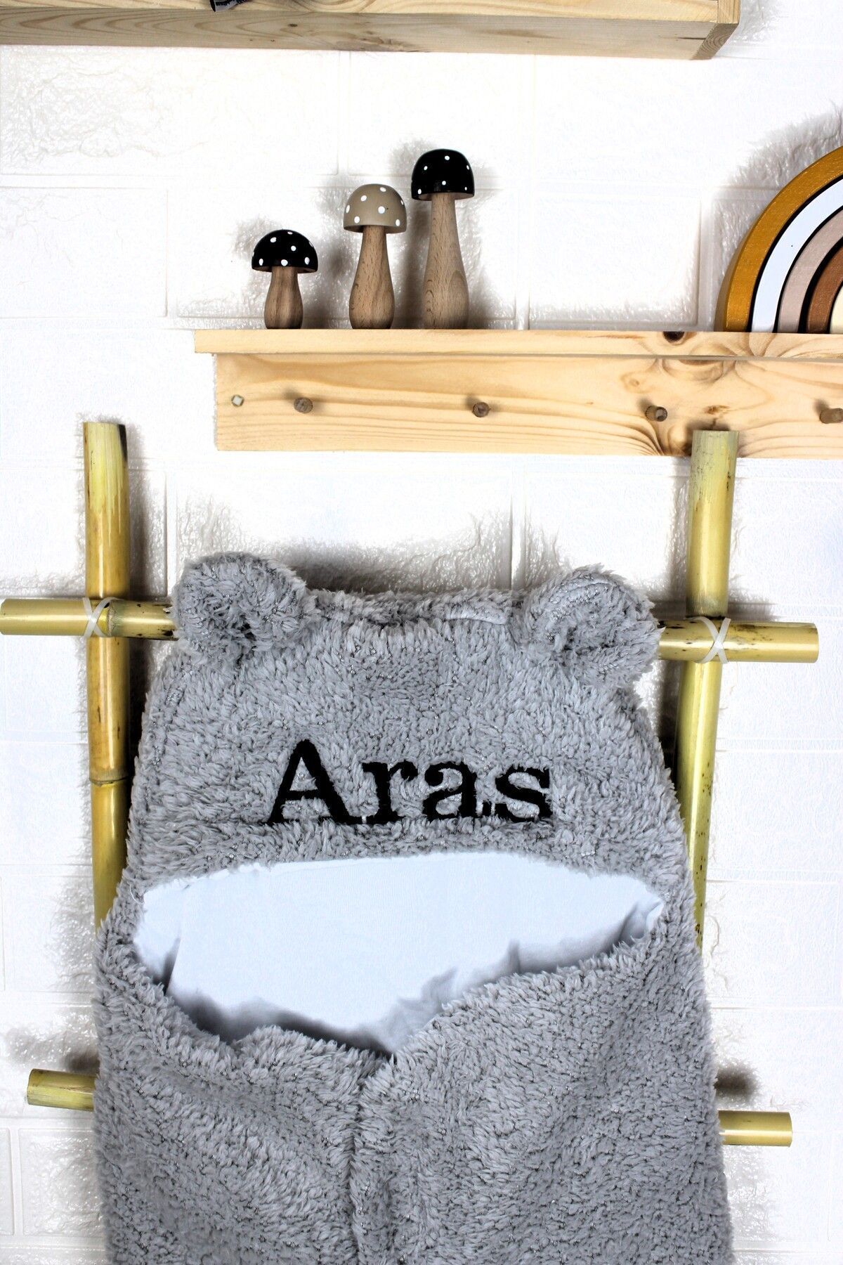 tinykiddesign Nakışlı Bebek Dış Kundak Uyku Tulumu Kişiye Özel Kıvırcık Wellsoft Peluş Ayıcık Kulaklı fotoğrafı 6 (önizleme)