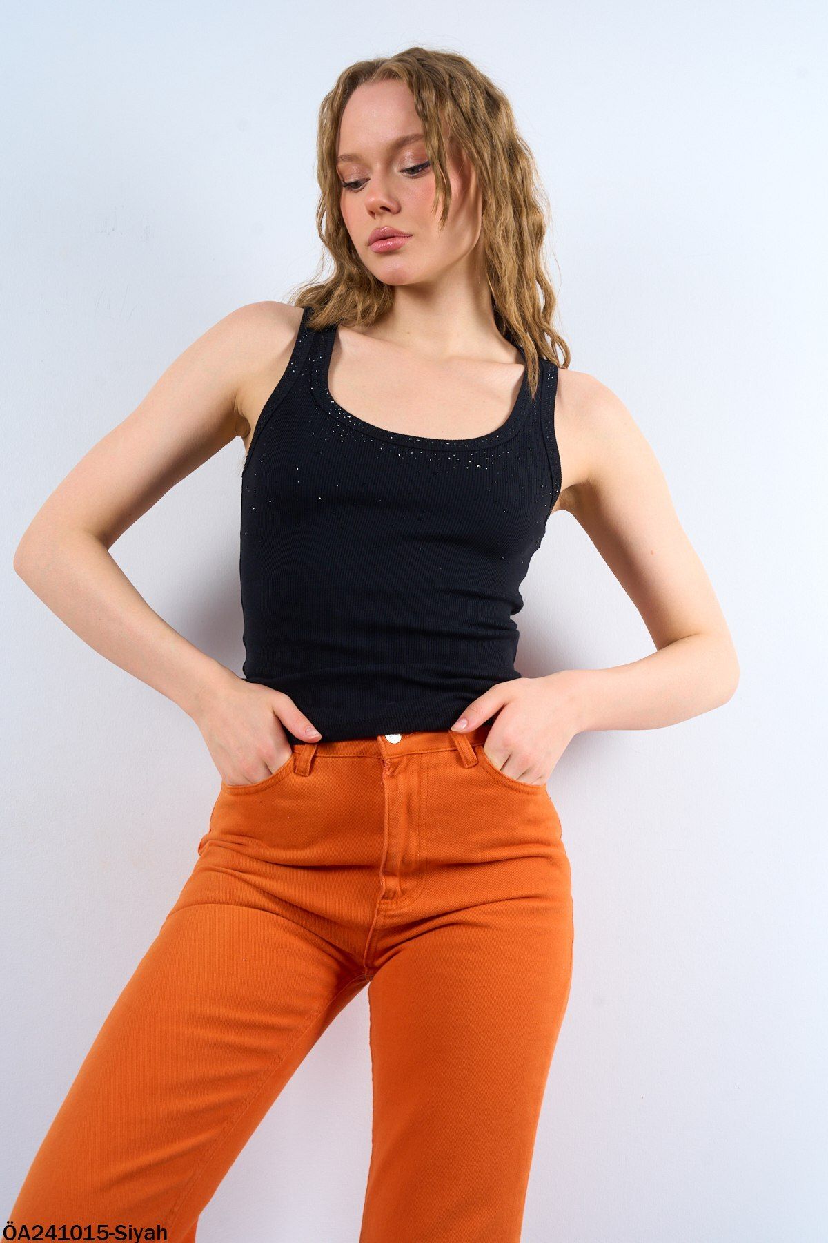 no 39 company Tricou De Damă Împrăștiat Cu Detalii De Piatră Femeie - S