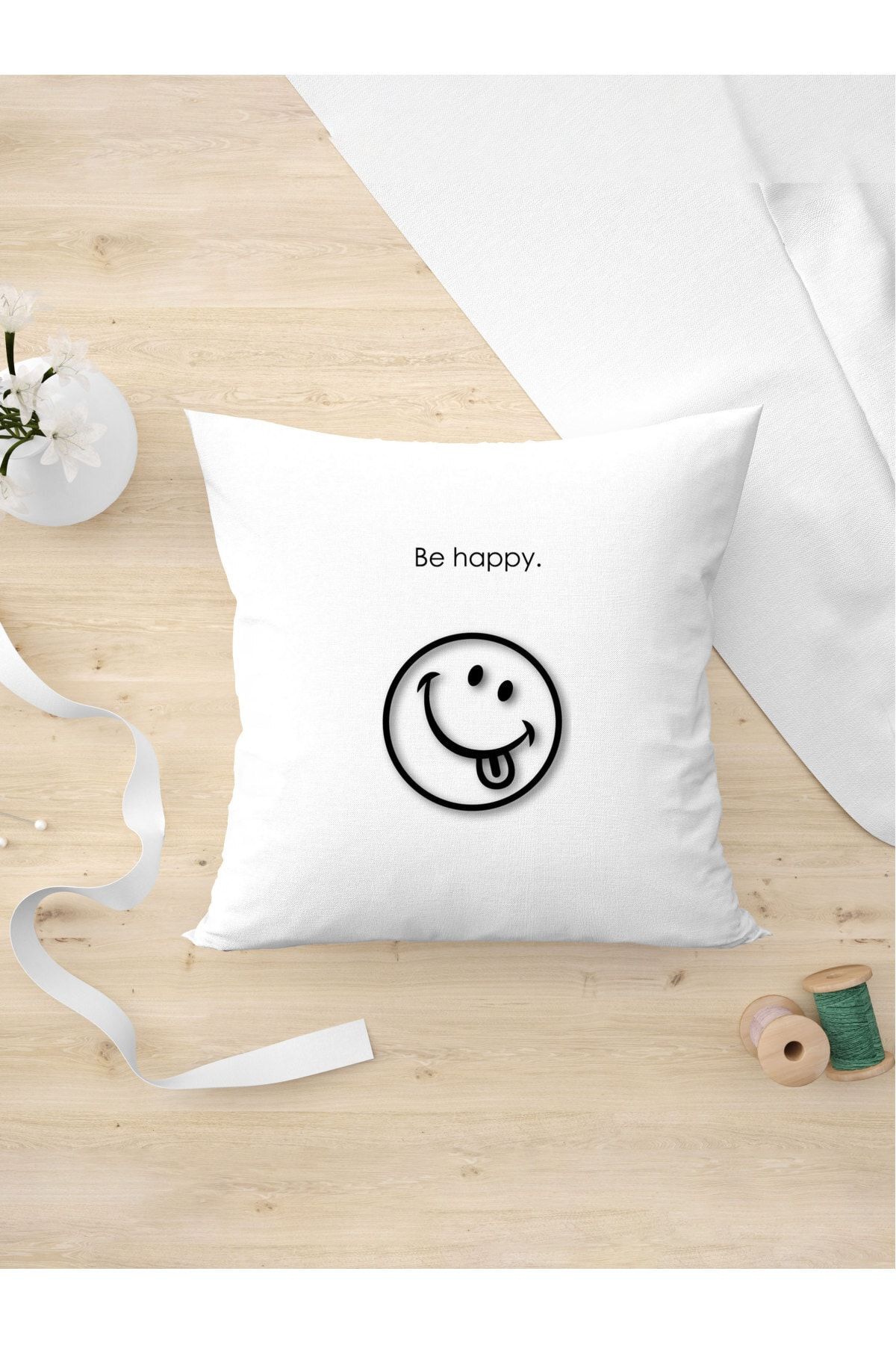 Panorama Ajans Tongue Out Face Design Pillow Case as a Gift for Friends and Those Who Love to Laugh