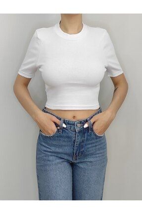 Kadın Beyaz Fitilli Dik Yaka Kısa Kol Crop Tişört BML21-FDC061606