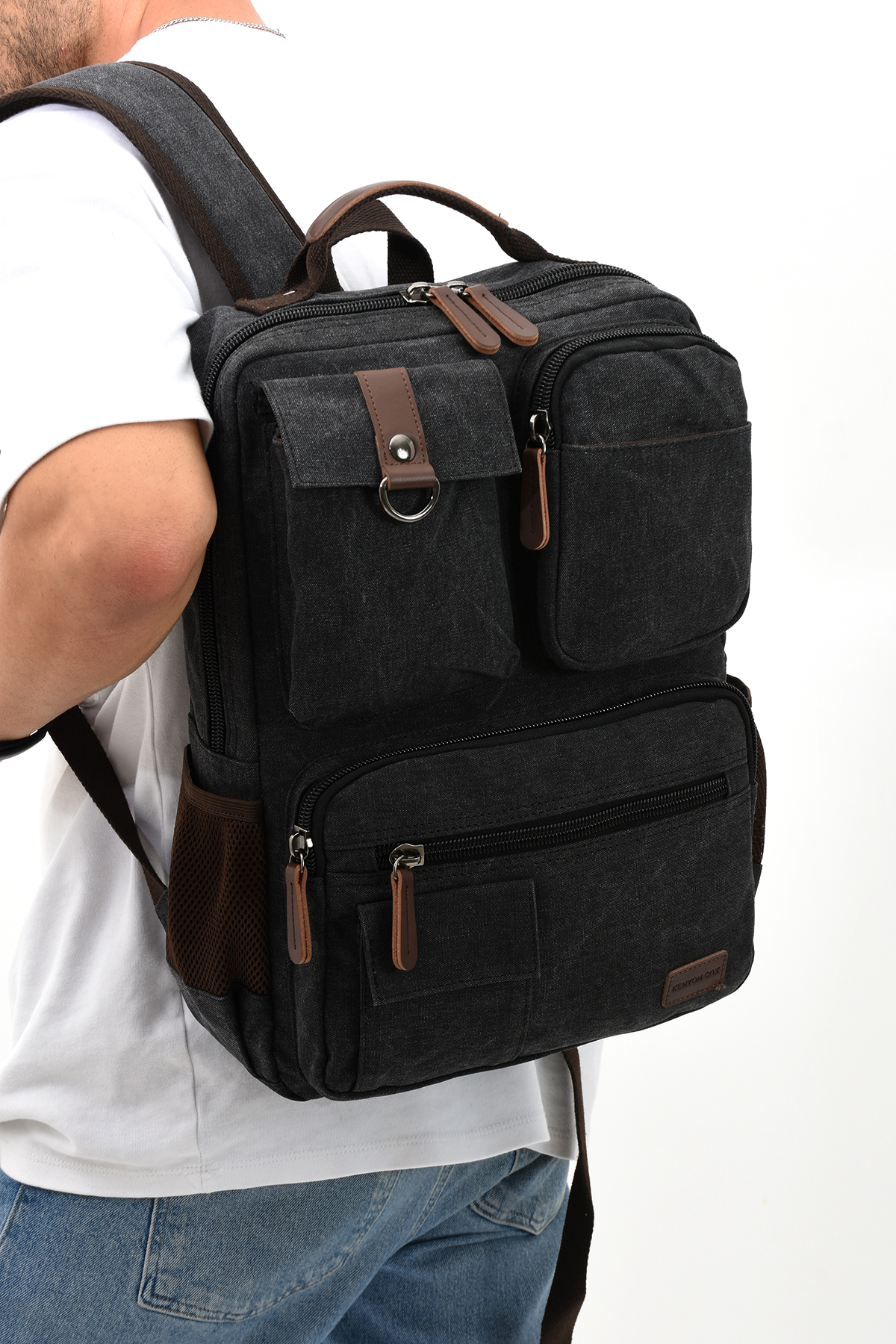  کوله پشتی برزنتی eba-8678 با محفظه لپ تاپ، مناسب کمپینگ، مسافرت، مدرسه، چند محفظه، مشکی