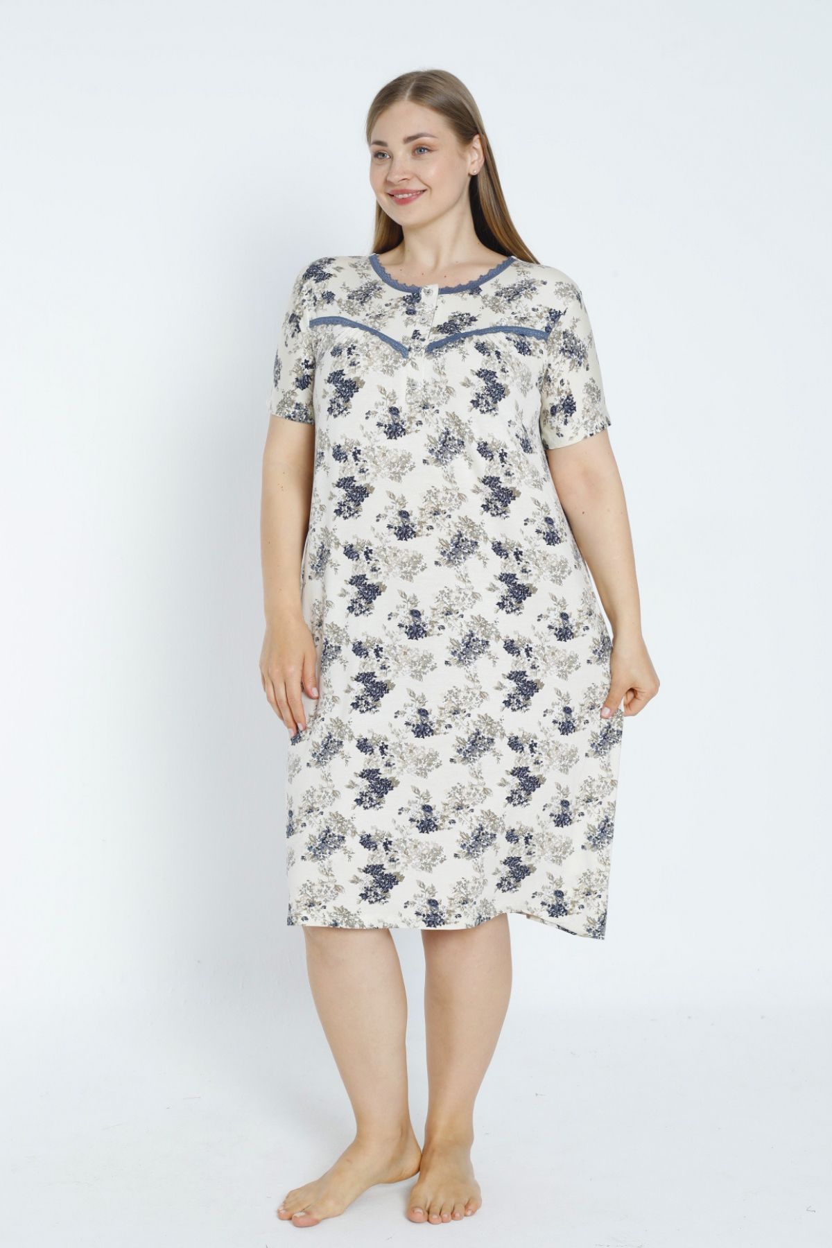 Lagertha by İntensive-Plus Size - Patterned, Lace and Flexible Viscose Nightgown 2