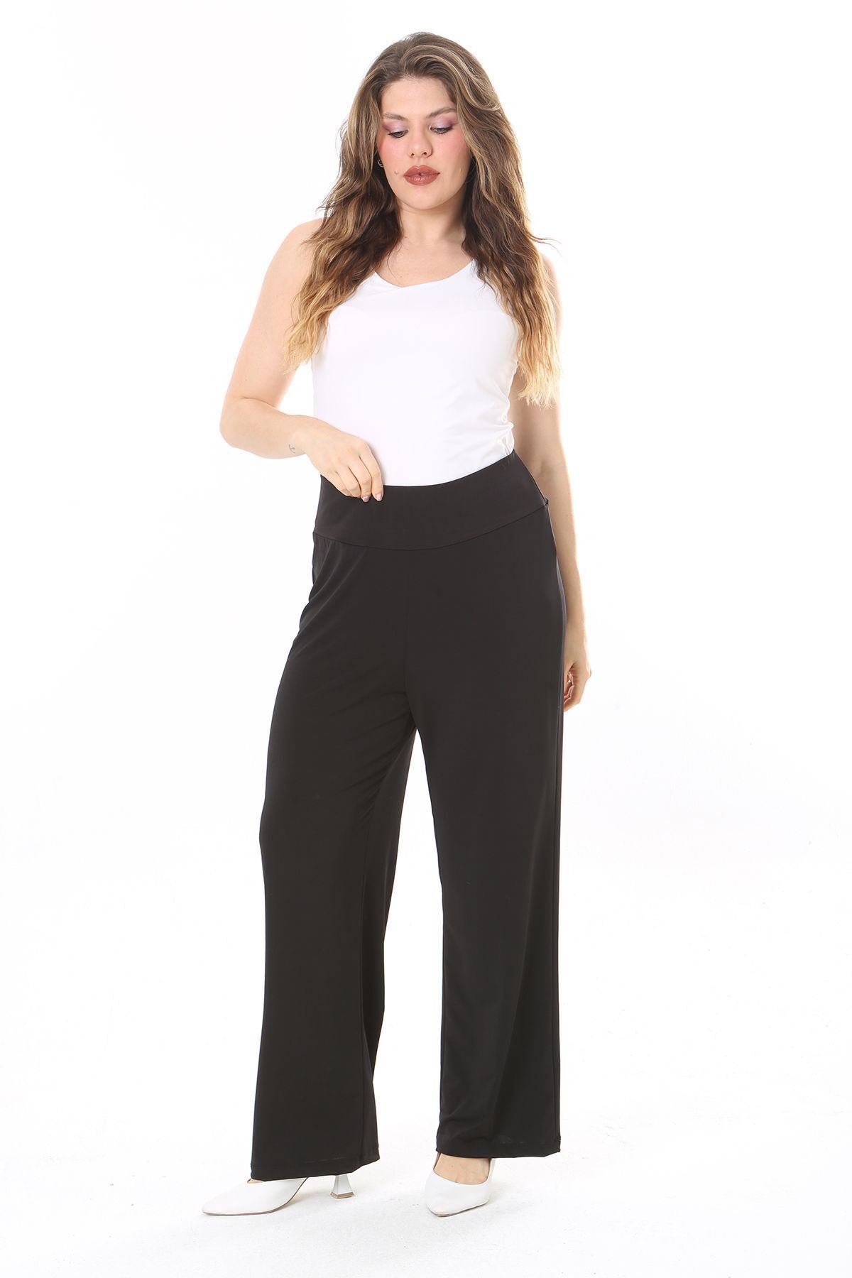complete the look image