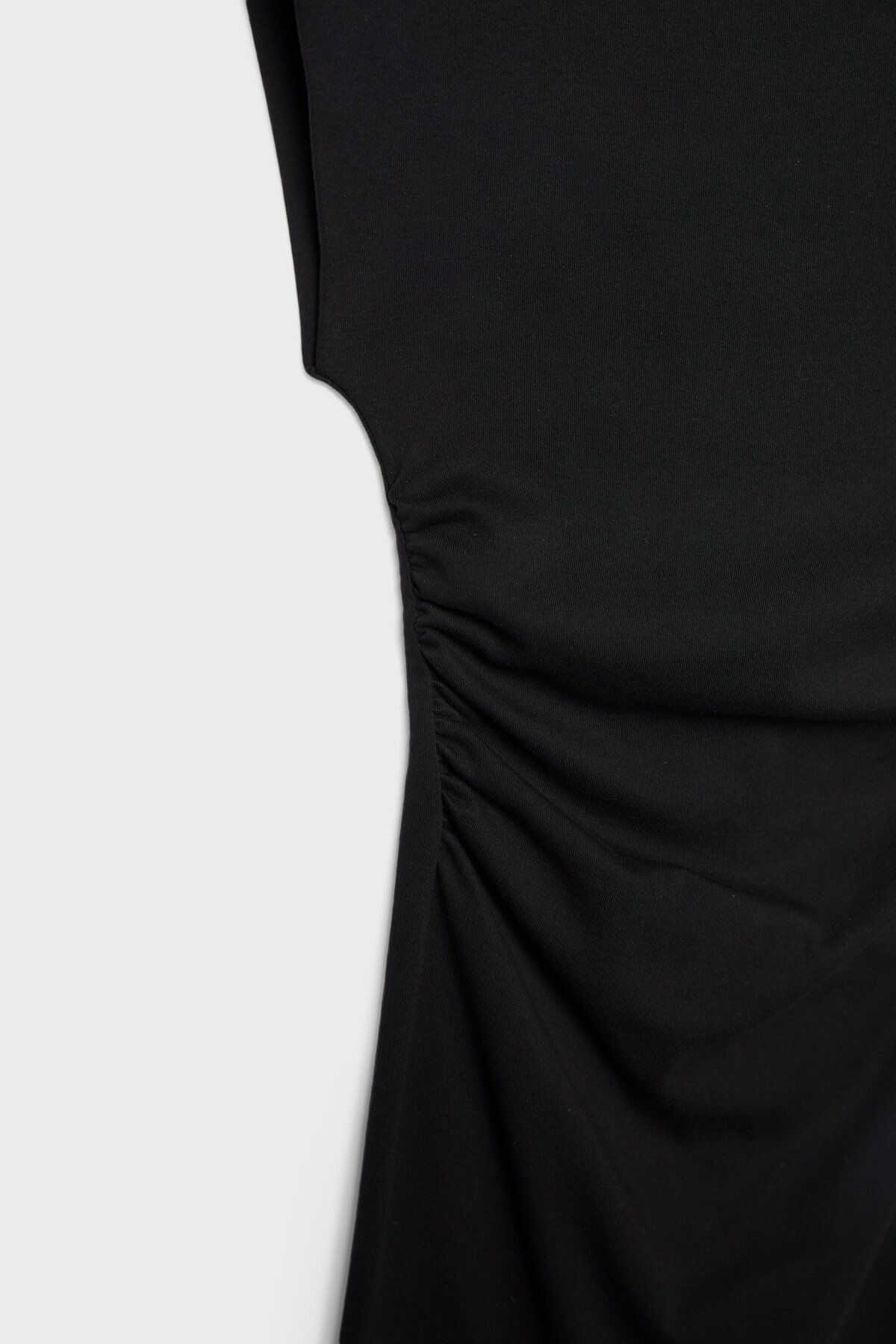 https://cdn.dsmcdn.com/ty1383/product/media/images/prod/QC/20240625/17/ef240ef1-14ef-39ab-9f16-30dcf28b92f9/1_org_zoom.jpg