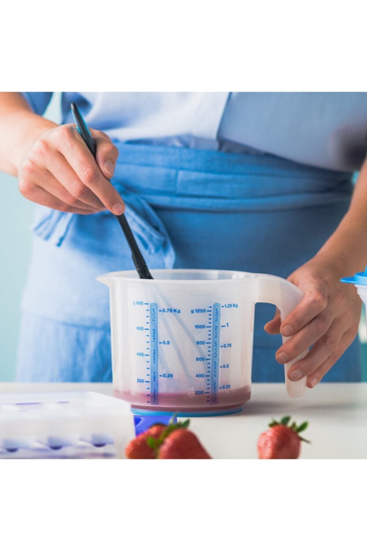 Tupperware-1.25 Lt Capacity Mixing and storage Container 6