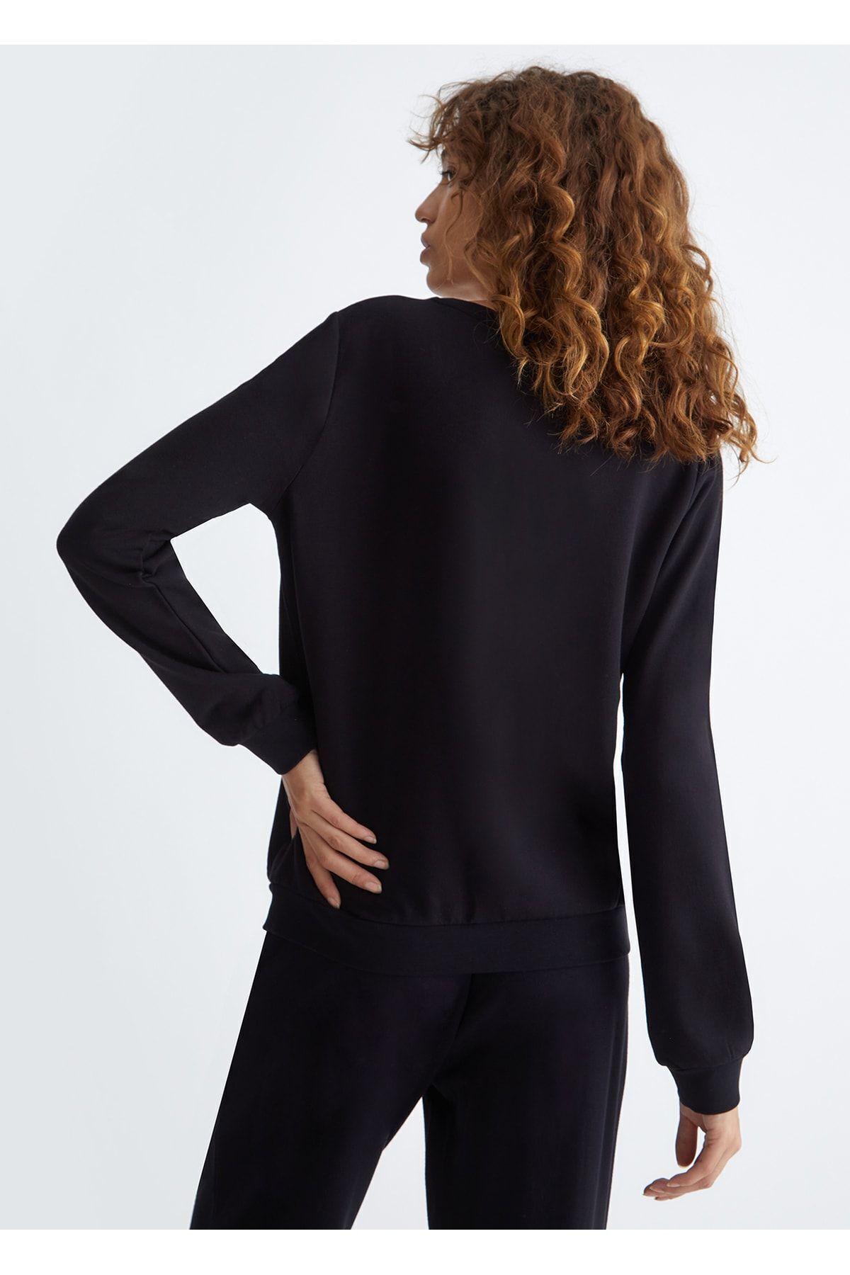 Liu Jo Kad n Pamuklu Uzun Kollu Gunluk Siyah Sweatshirt TF3288FS576 U9215 Fiyat Yorumlar Trendyol
