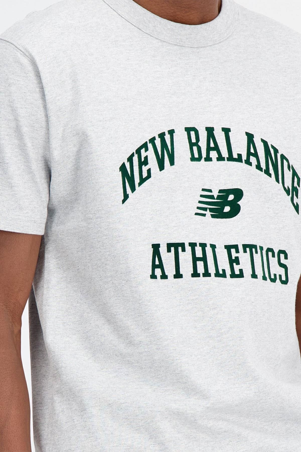 تی شرت ورزشی نیو بالانس مردانه  خاکستری اسپرت رنگارنگ Oversize/اورسایز    آستین کوتاه اسپرت | New Balance MNT1402 - تصویر 3