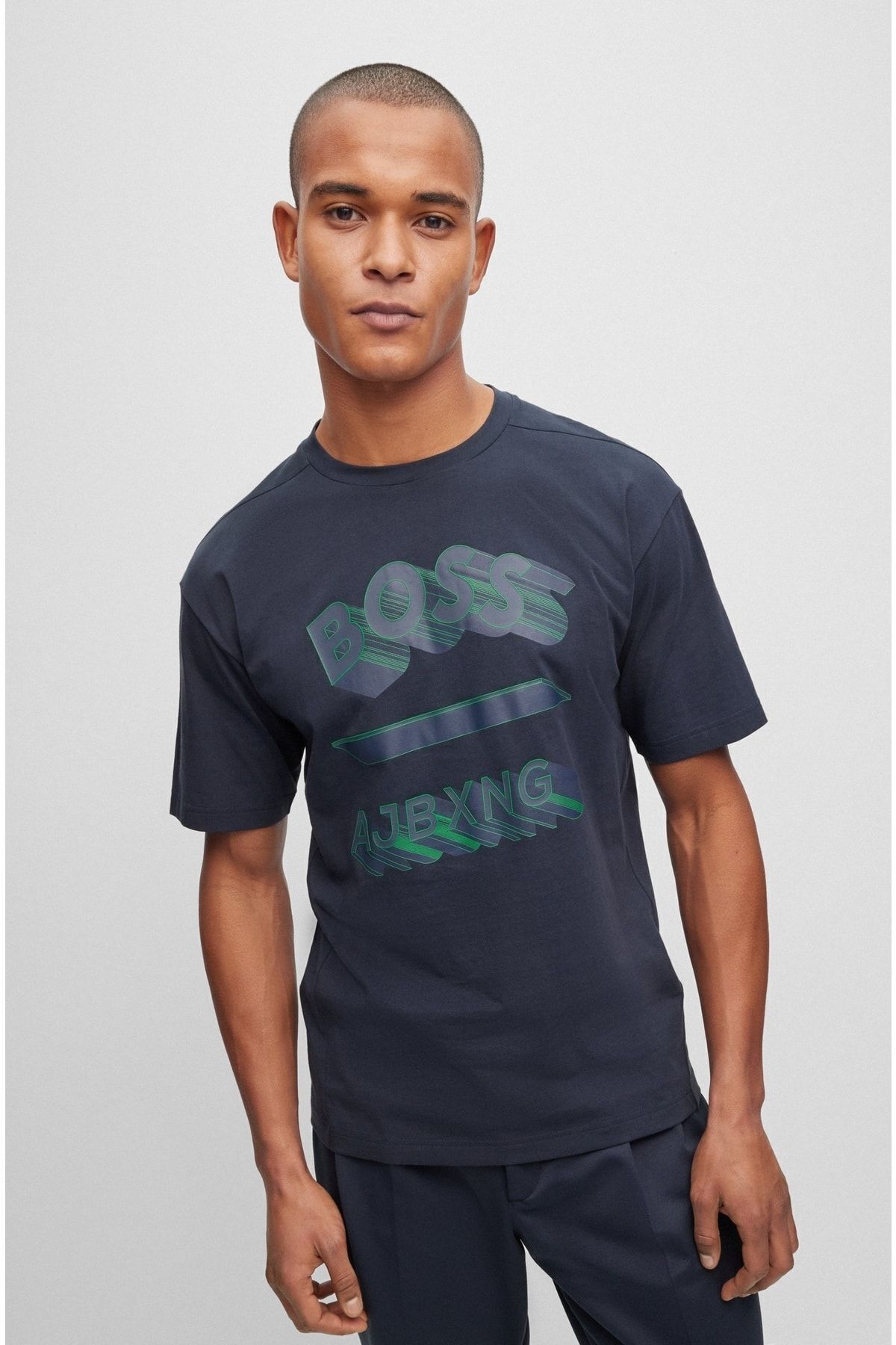 باس تی‌شرت آستین کوتاه مردانه طرح لوگودار معمولی کد ۵۰۴۸۸۸۳۴-۴۰۲