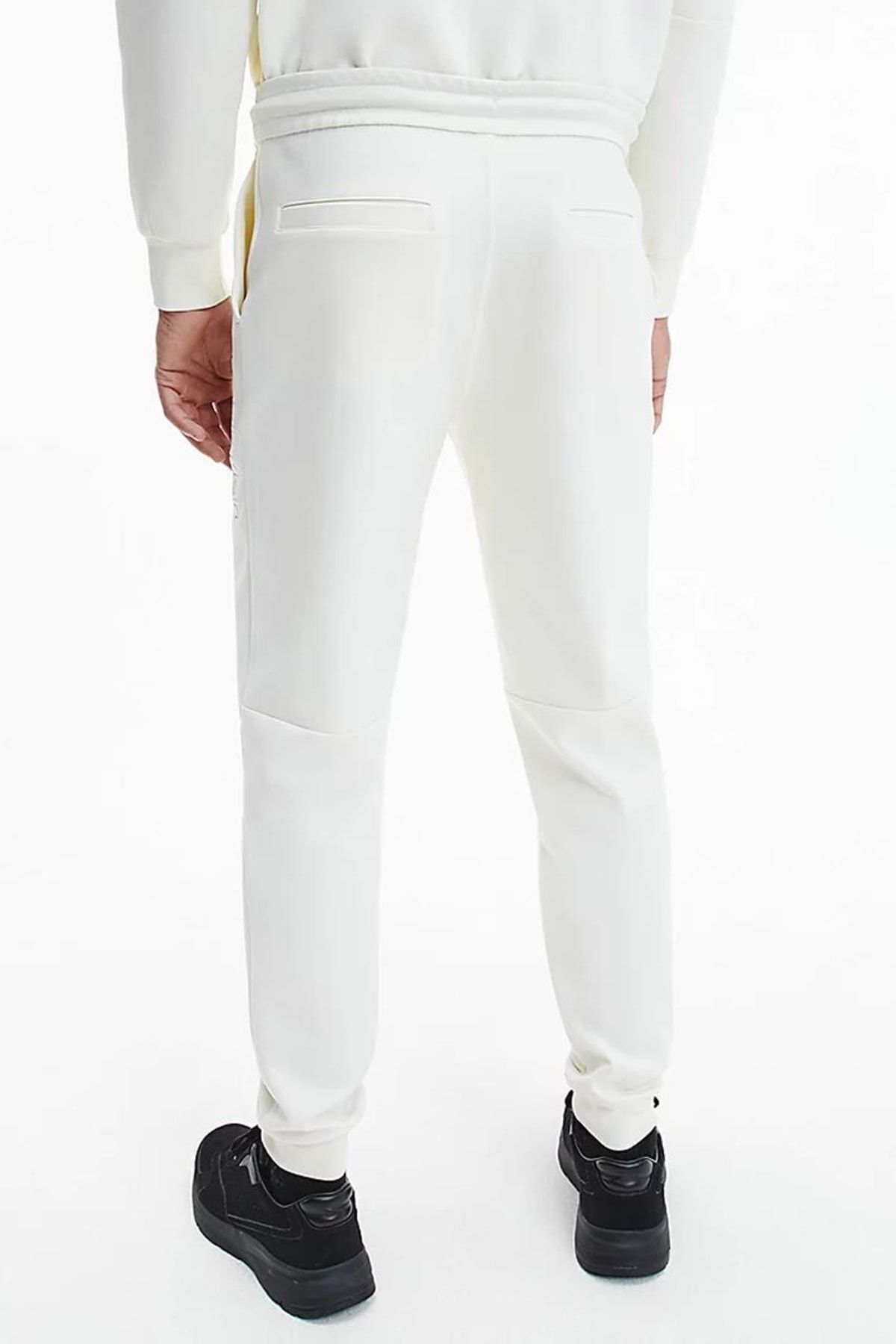 شلوار سفید مردانه آرم برند آقایان کمر لاستیکی و مچ دست K10K108047 yah Calvin Klein