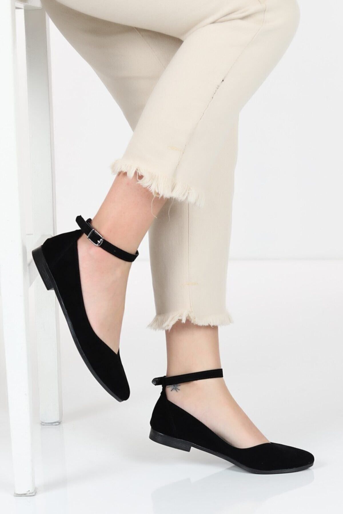 Shoes Siyah Süet Kadın Bilekten Tokalı Babet