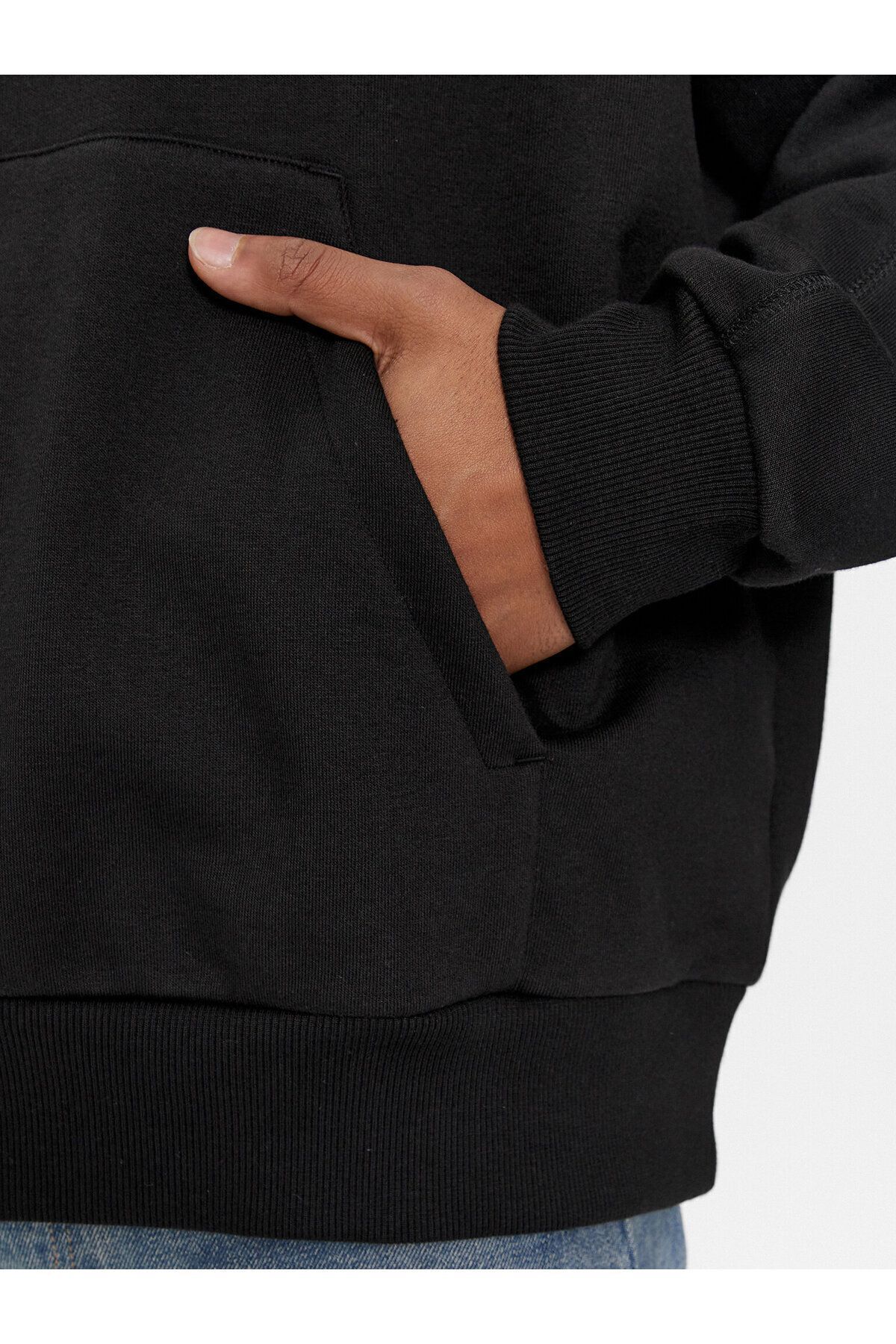 سویشرت مشکی مردانه ورود برند آقایان با آستین های بلند یک پیراهن راحت K10K12255 beh Calvin Klein