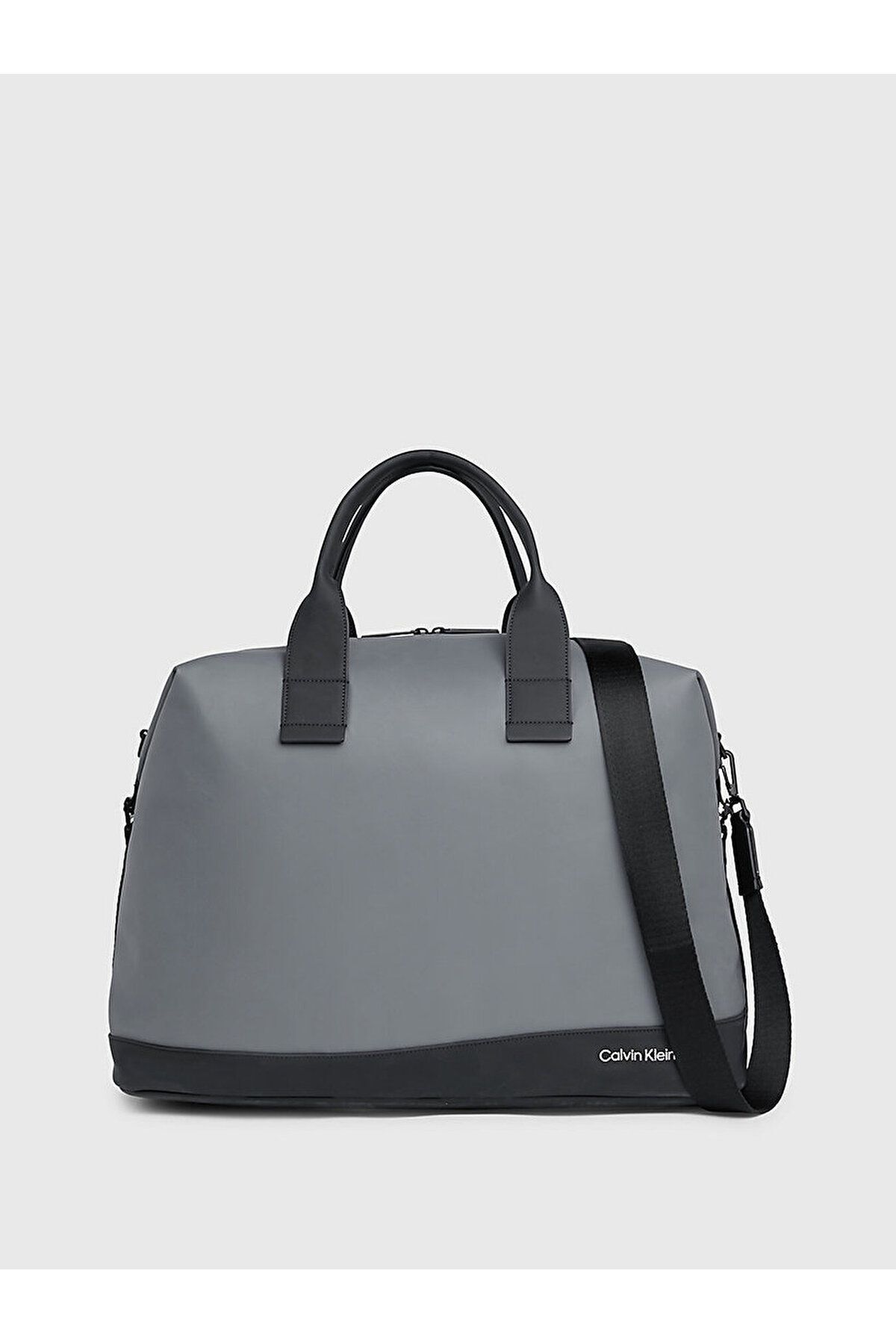کلوین کلاین چمدان و ساک دستی مردانه با لوگوی برند و بند شانه‌ای خاکستری K50K511250-PCX
