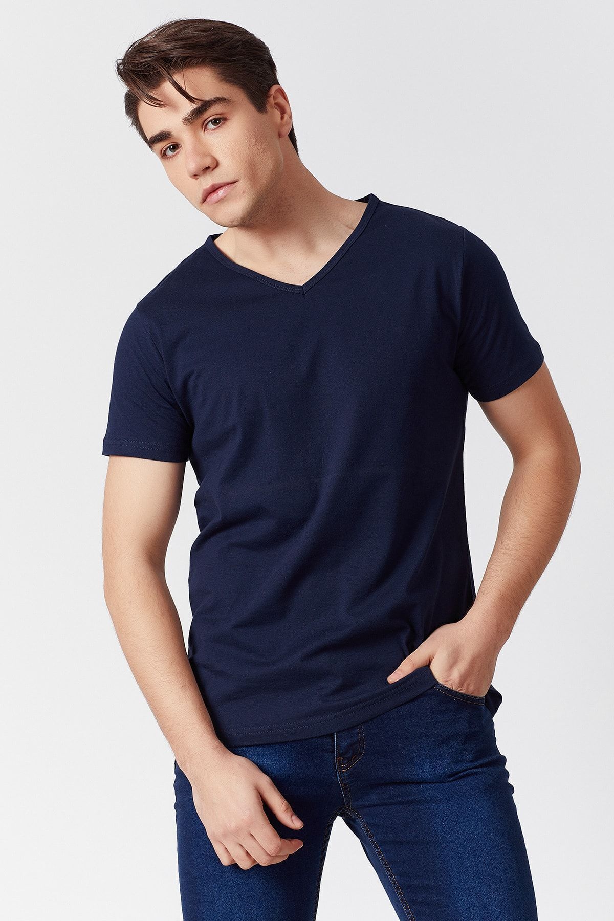 Lacivert V Yaka Basic T-shirt | ME20S214177