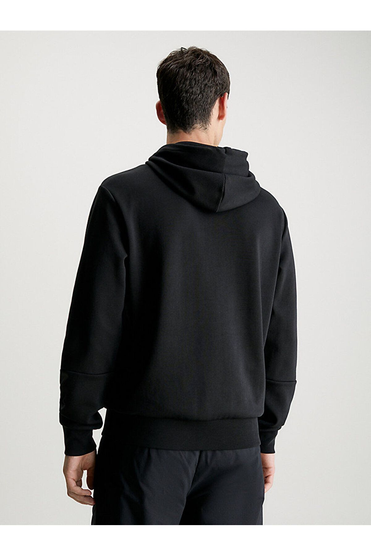 سویشرت مشکی مردانه ورود برند آقایان با آستین های بلند یک پیراهن راحت K10K12254 beh Calvin Klein