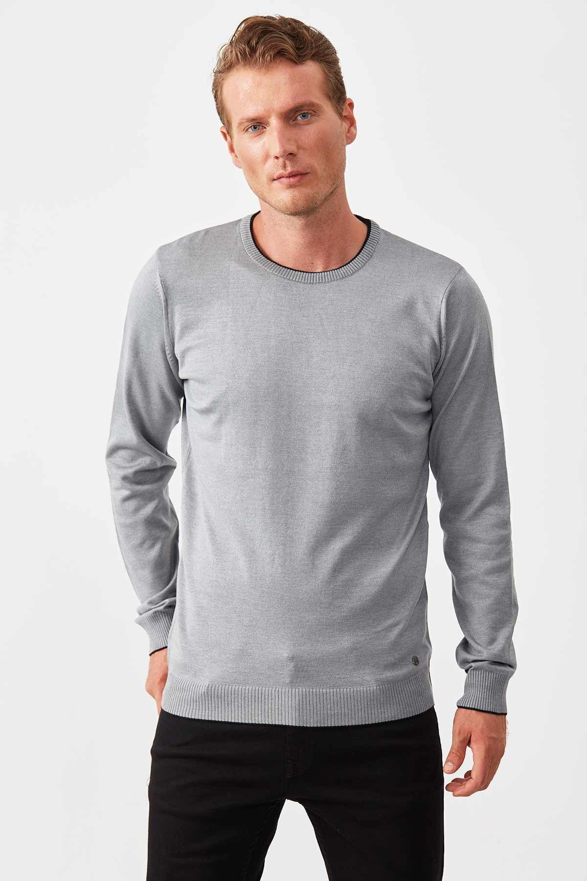 Gri Bisiklet Yaka Erkek Triko | ME19W517615