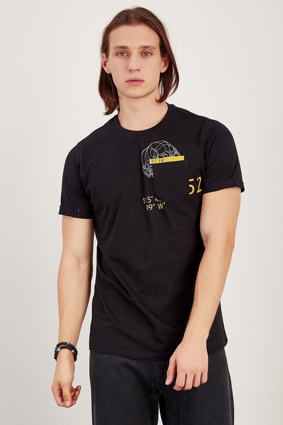 Erkek Siyah Cep Alti Baskili T-shirt  Me20s214721