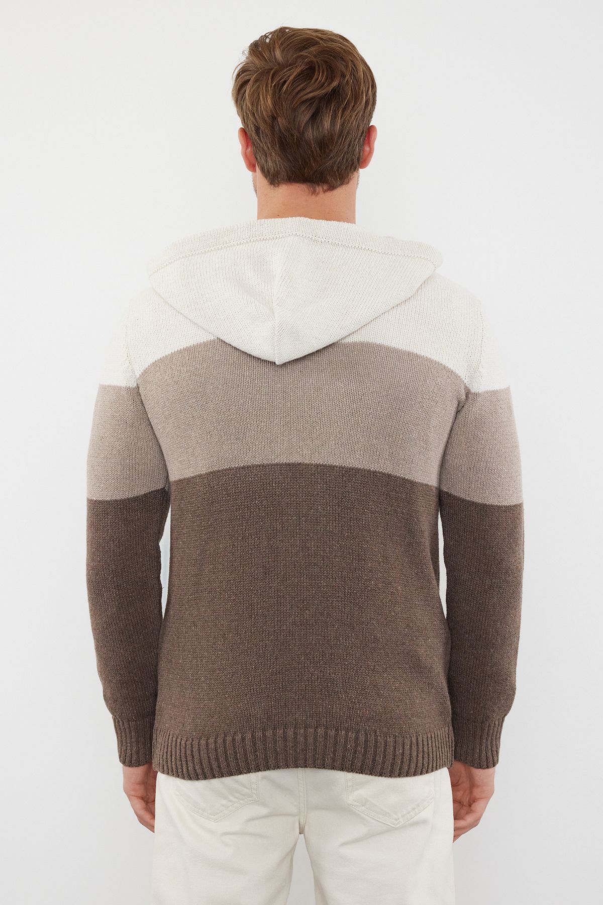 Trendyol Collection-Екрю Обикновен вълнен пуловер с качулка и цветен блок Tmnaw22Kz0822 5