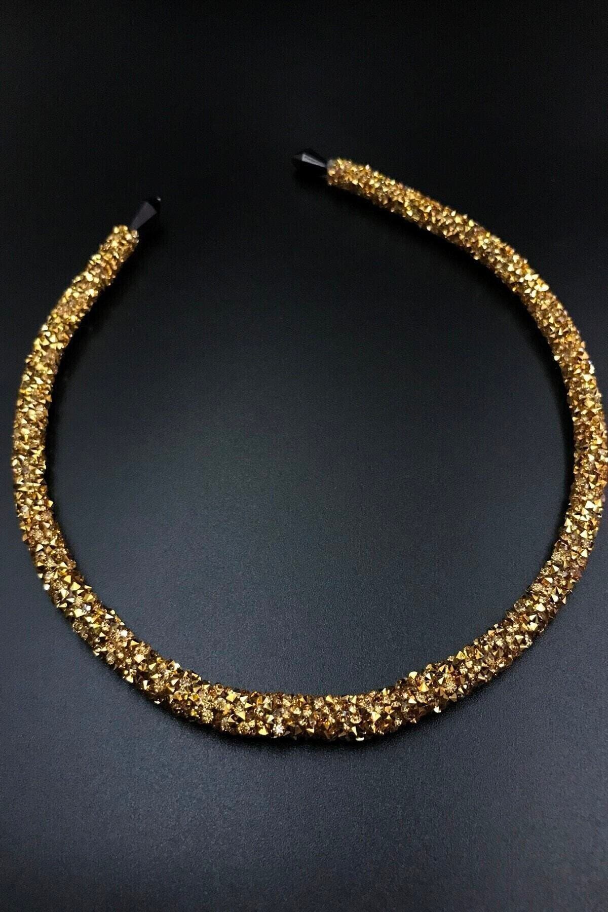 Chehra Design-Gold Color Daily Use Crystal Crown 3