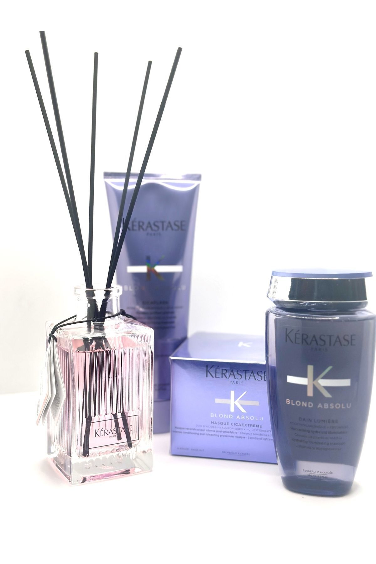 ست مرطوب کننده و براق کننده قدرتمند بلوند Absolu CYT97946464979745464511389798746544 Kerastase