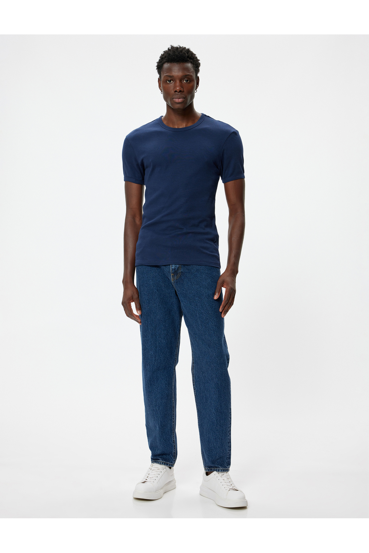 تیشرت پایه آستین کوتاه یقه خدمه نخی