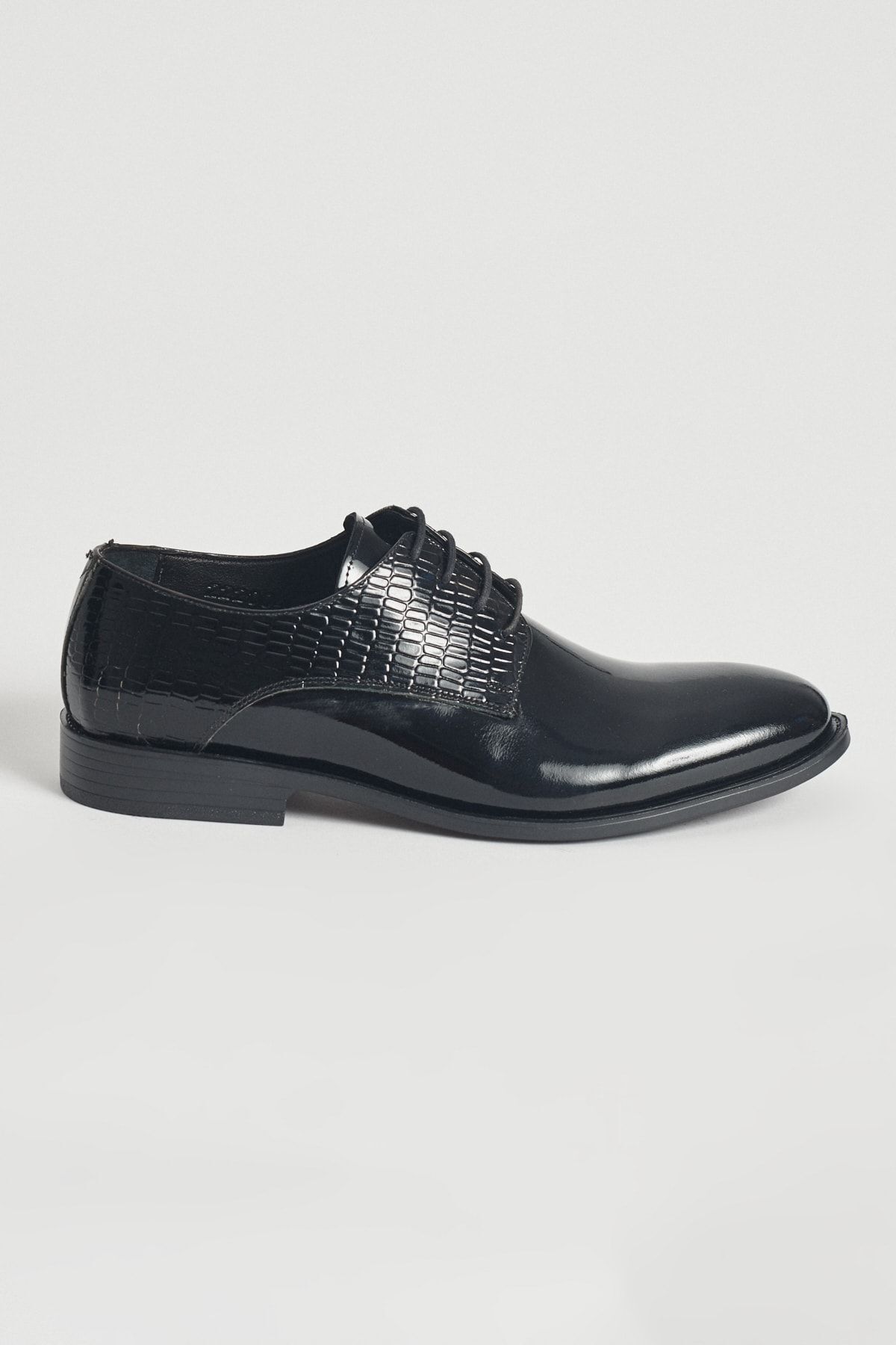 Altınyıldız Classics Erkek Siyah Klasik Rugan Ayakkabı 4A2222200004