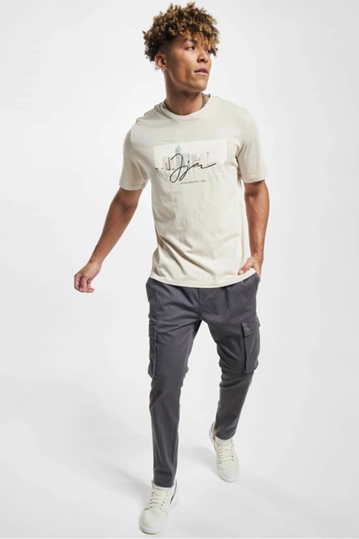 تیشرت مردانه خاکستری جک اند جونز | 8.16342E+16 اورجینال - تصویر 2