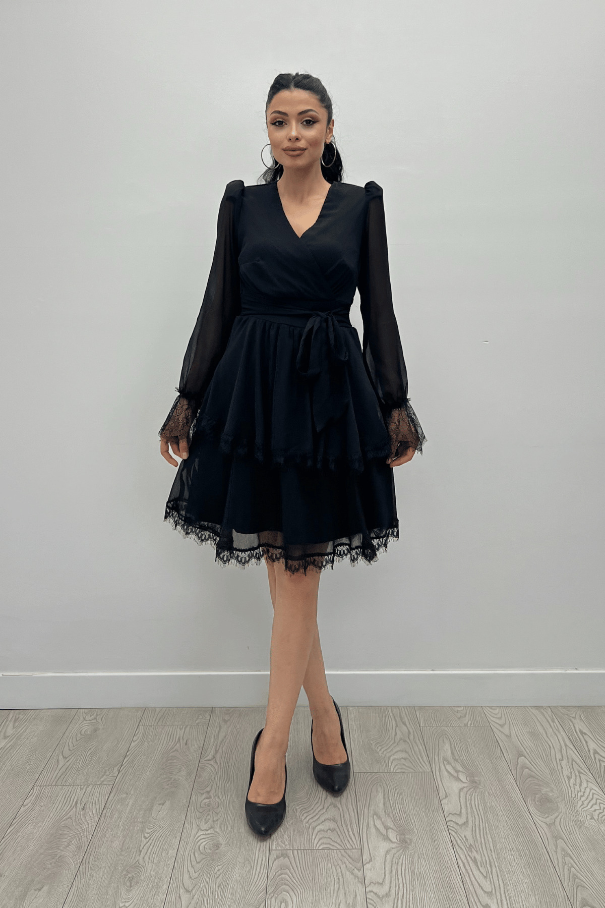 giyimmasalı Siphon fabric crossover neck mini dress - black- Trendyol