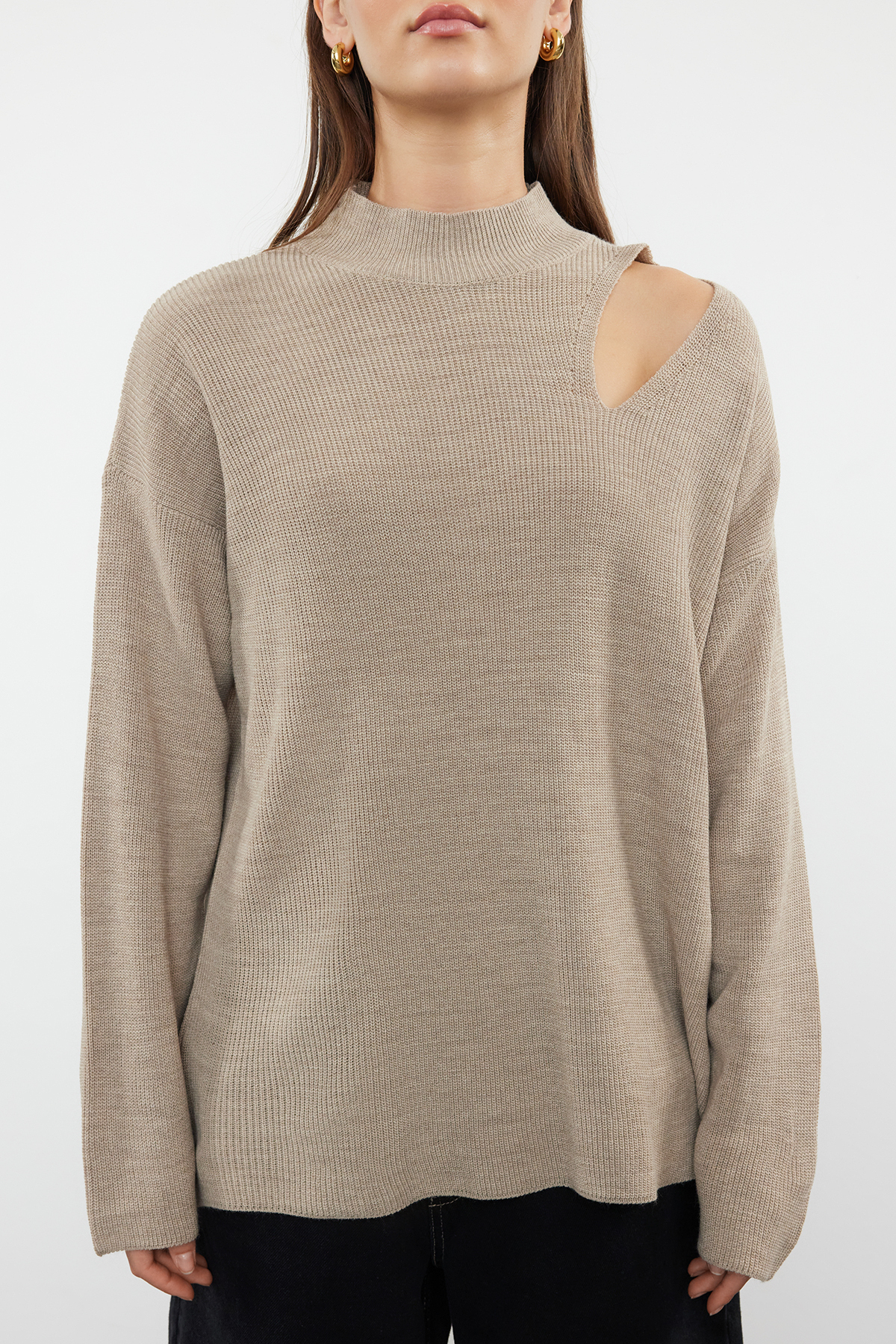 Trendyolmilla  Vizon Geniş Kalıp Pencere/Cut Out Triko Kazak TWOAW24KZ00342 - Görsel 3