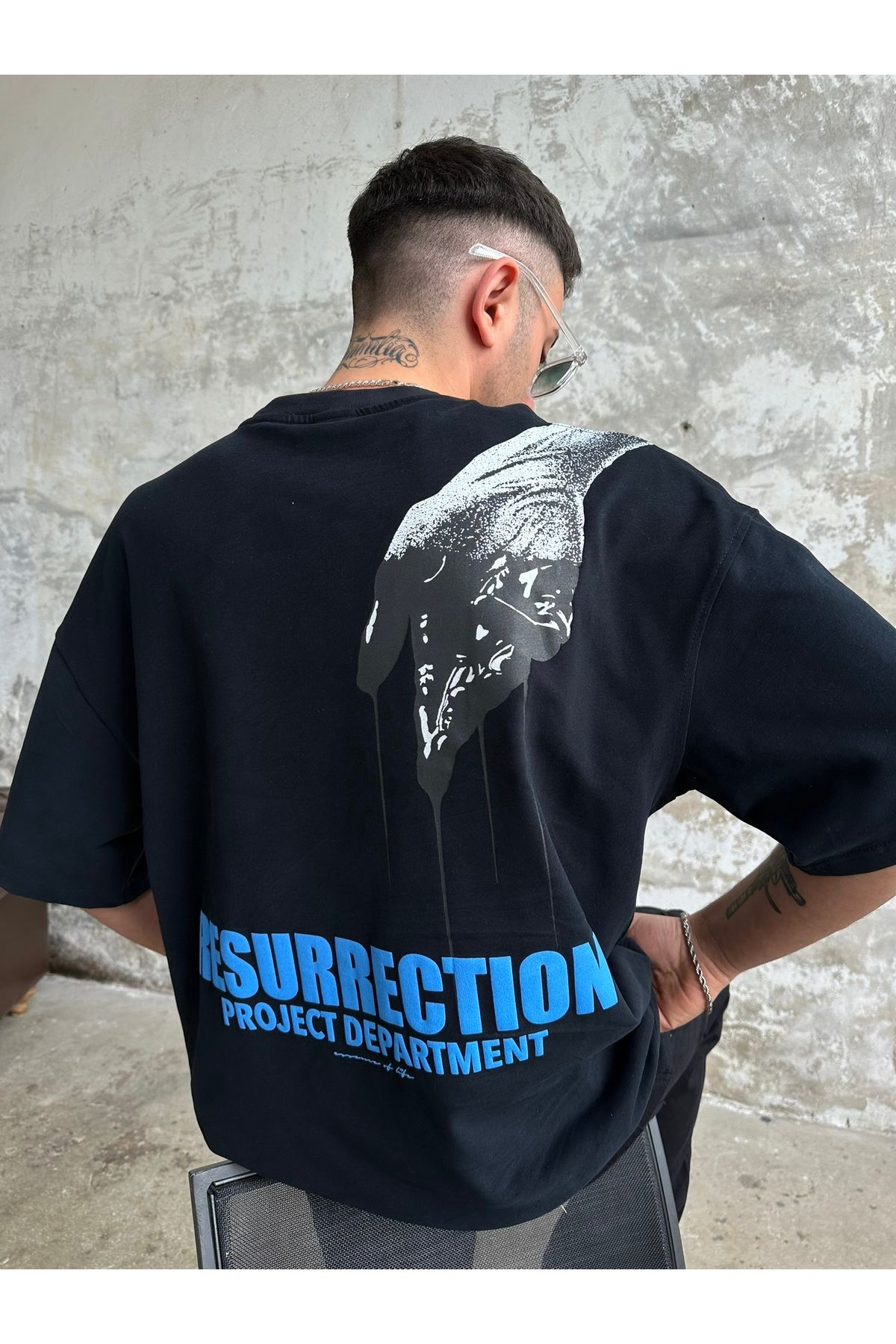 No362-Black Oversize Resurrection T-Shirt 4