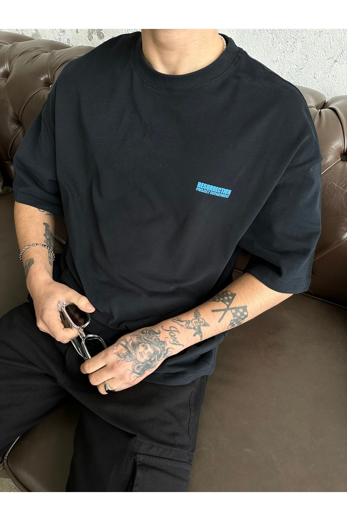 No362-Black Oversize Resurrection T-Shirt 2