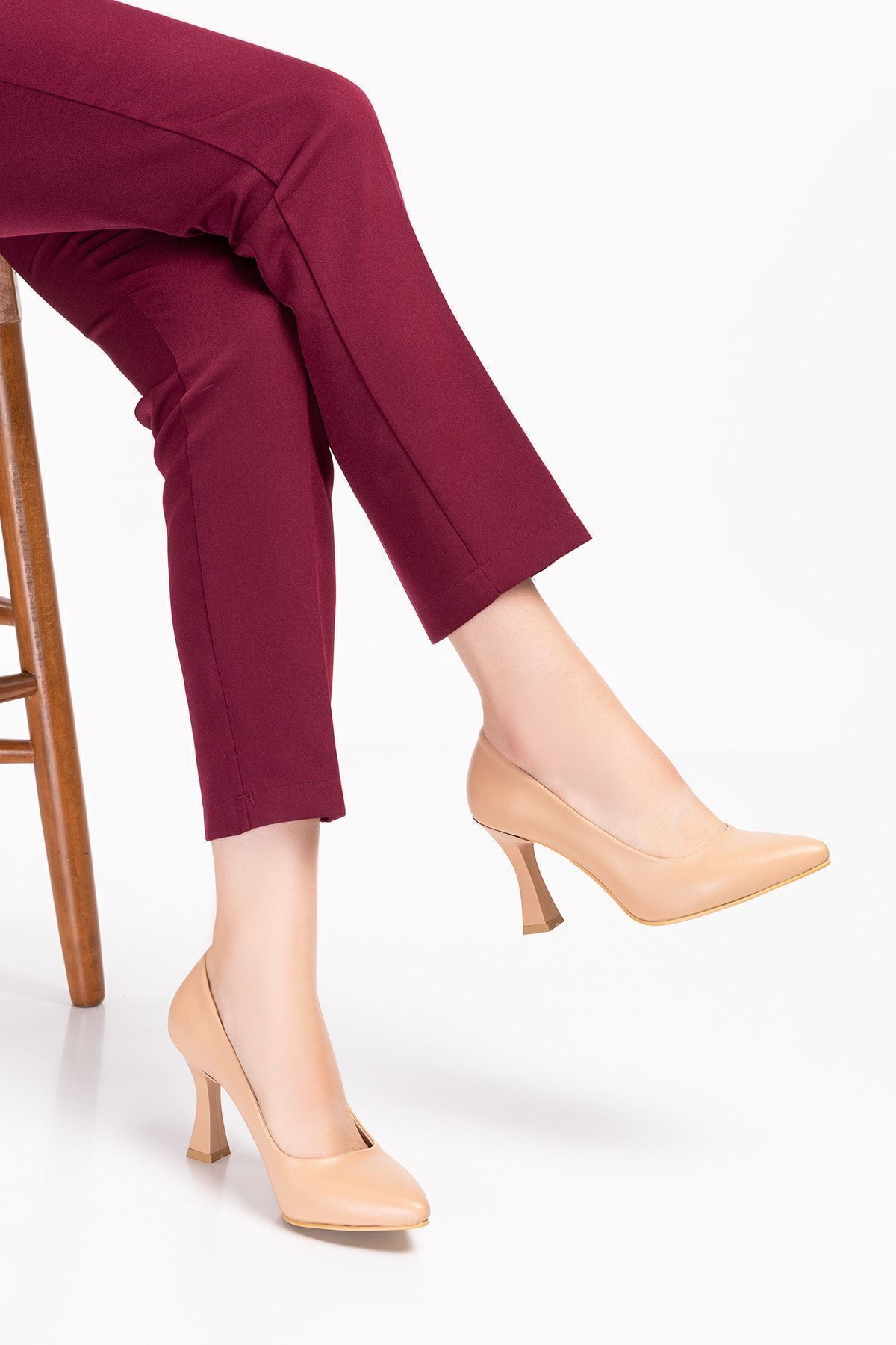 Women's Nut Skin Glass Heel Pointed Nose Stiletto 8 cm