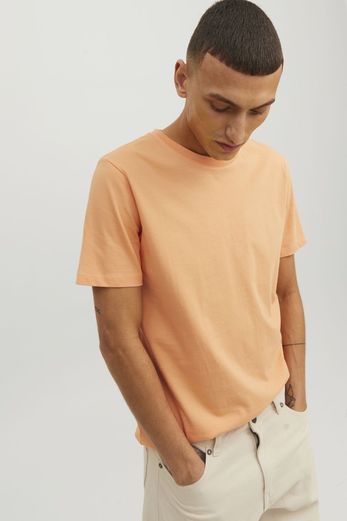 تی شرت چند رنگ مردانه Jack Jones یقه خدمه پایه ارگانیک Jack & Jones